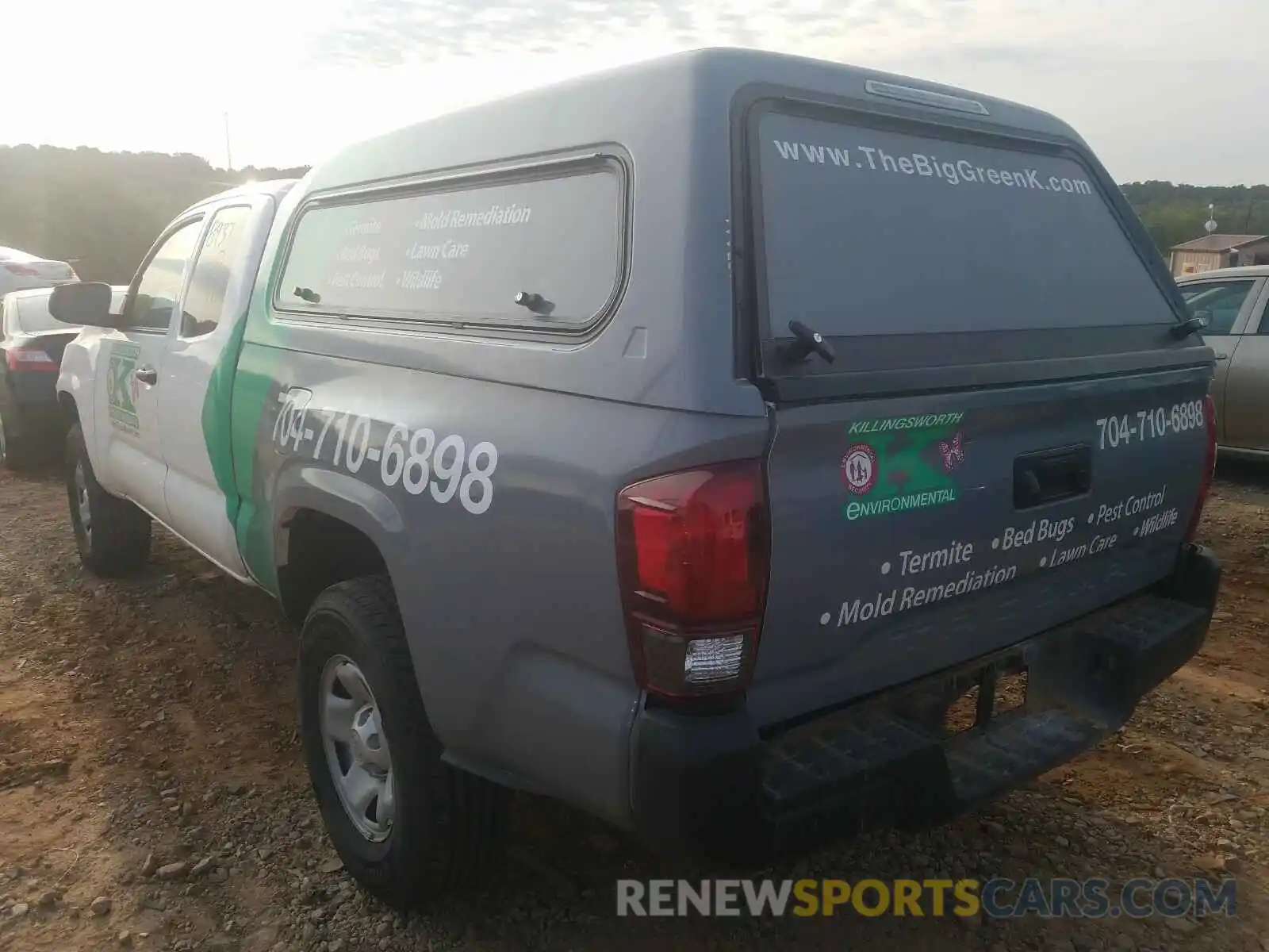 3 Photograph of a damaged car 5TFRX5GN6KX161044 TOYOTA TACOMA 2019