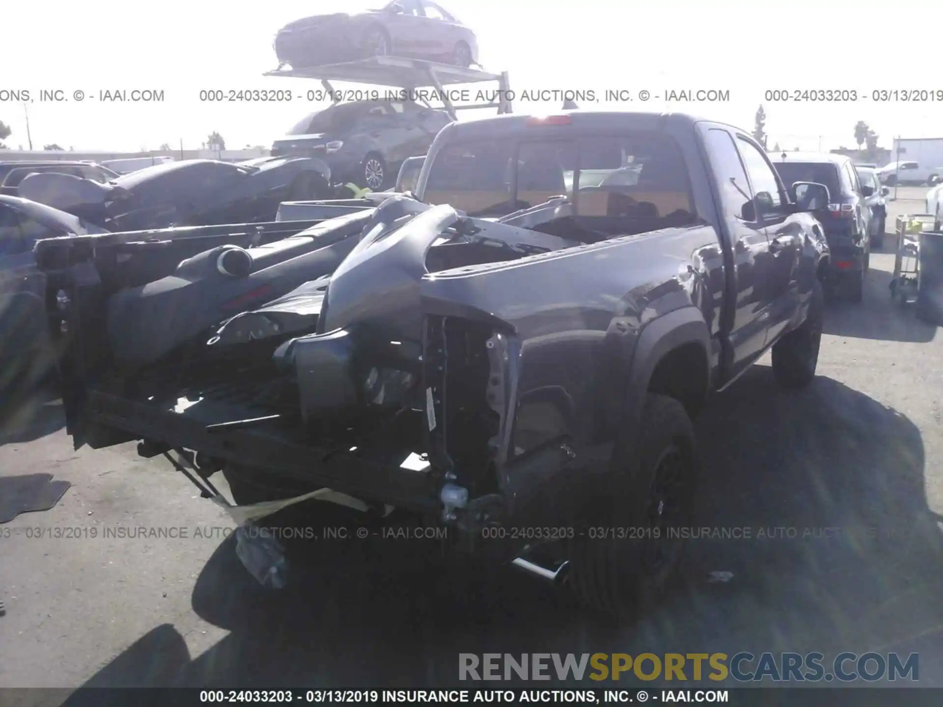 4 Фотография поврежденного автомобиля 5TFRX5GN7KX135777 TOYOTA TACOMA 2019