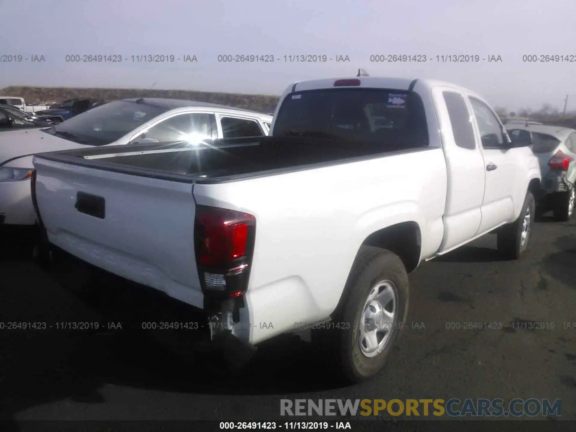 4 Photograph of a damaged car 5TFRX5GN7KX137108 TOYOTA TACOMA 2019