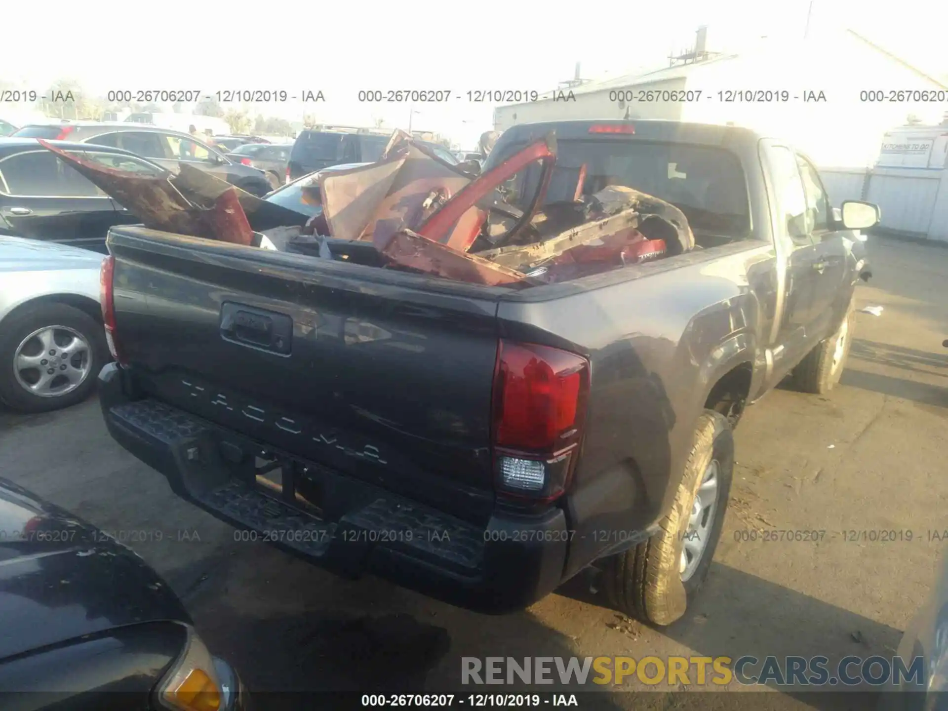 4 Photograph of a damaged car 5TFRX5GN7KX138789 TOYOTA TACOMA 2019