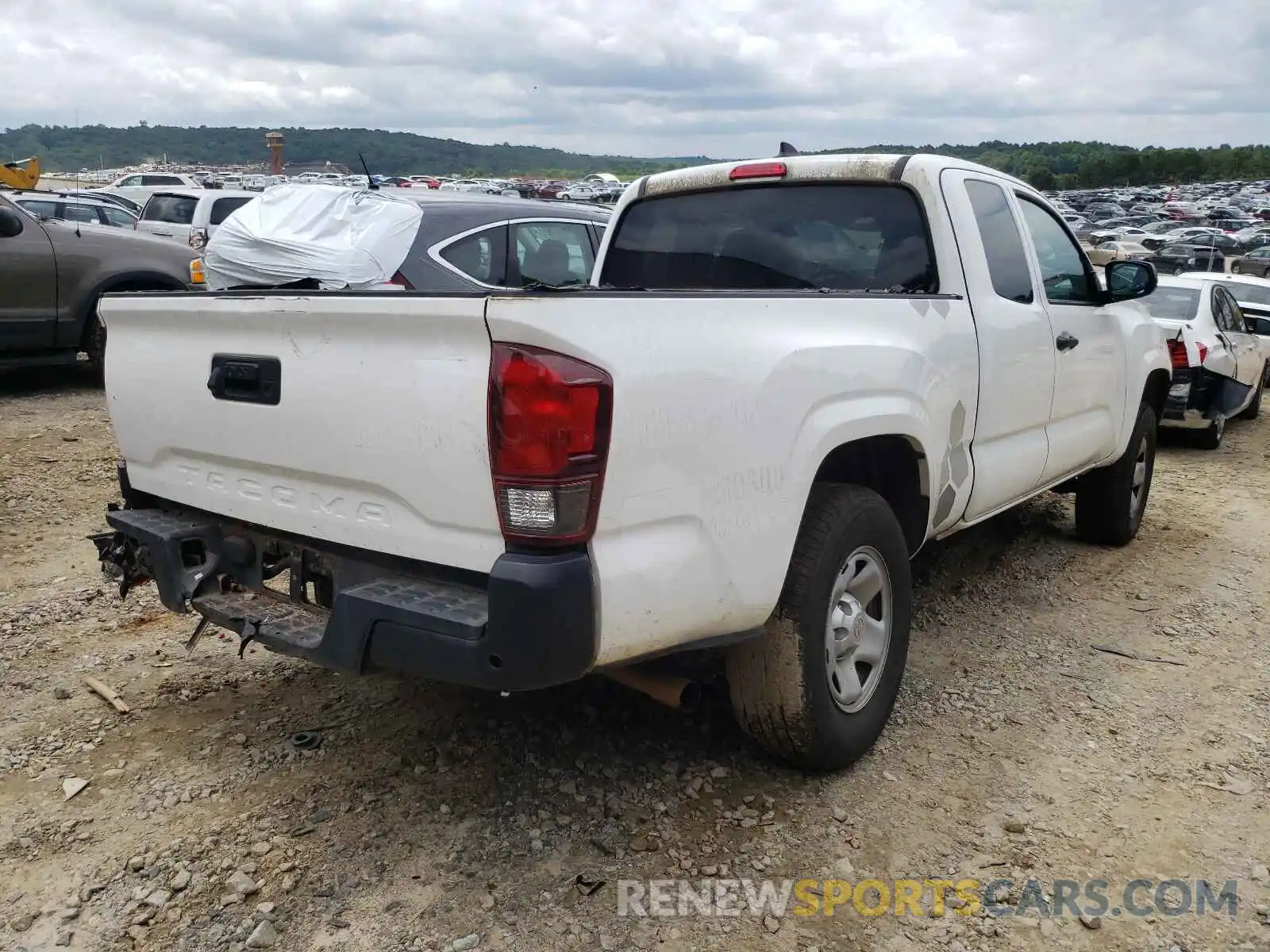 4 Photograph of a damaged car 5TFRX5GN7KX145094 TOYOTA TACOMA 2019