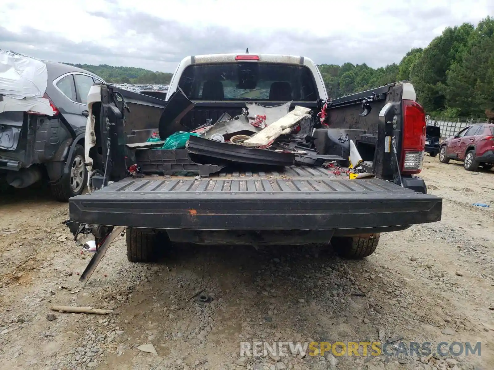 6 Photograph of a damaged car 5TFRX5GN7KX145094 TOYOTA TACOMA 2019