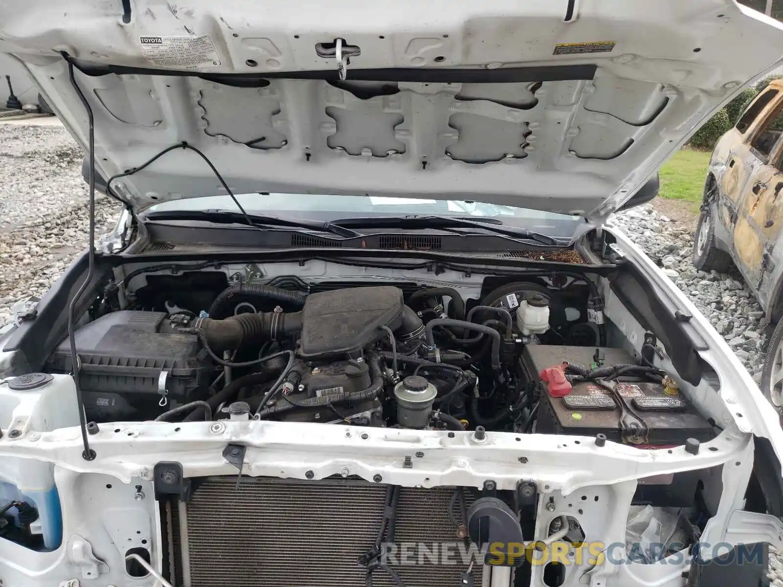 7 Photograph of a damaged car 5TFRX5GN7KX148142 TOYOTA TACOMA 2019