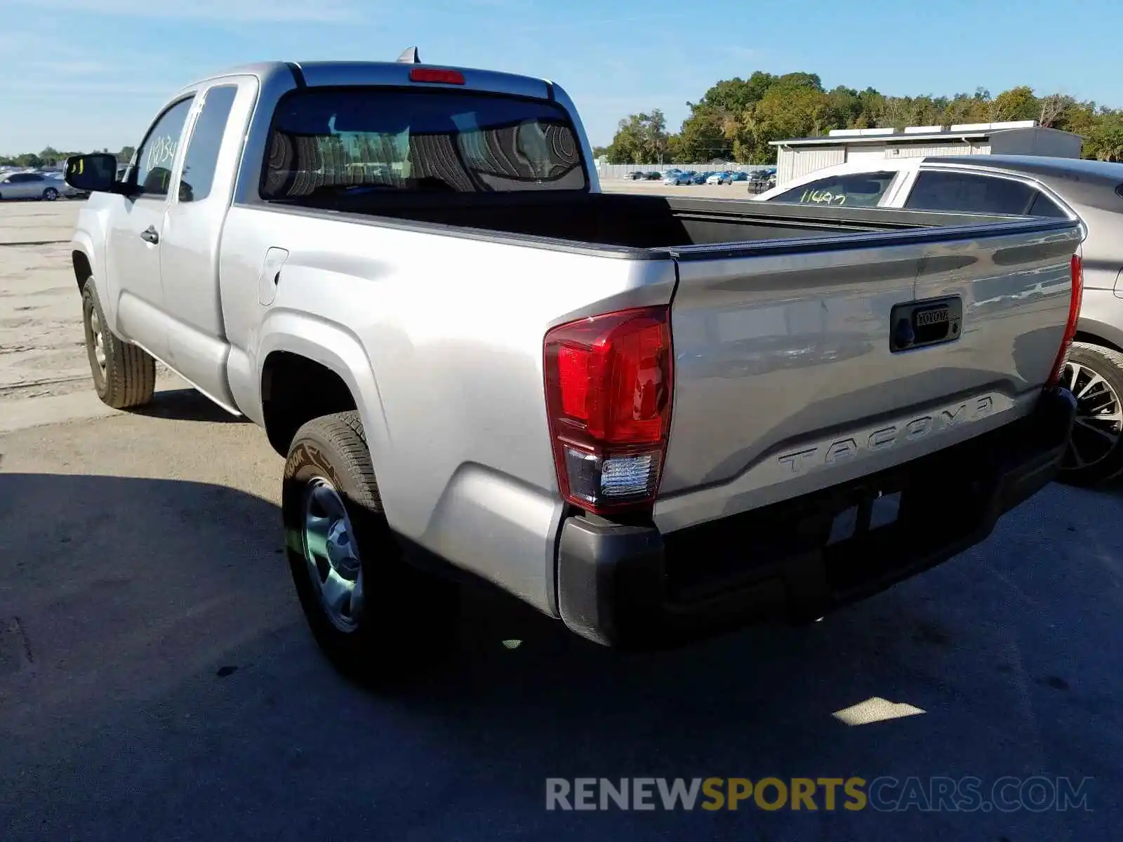 3 Photograph of a damaged car 5TFRX5GN7KX152756 TOYOTA TACOMA 2019