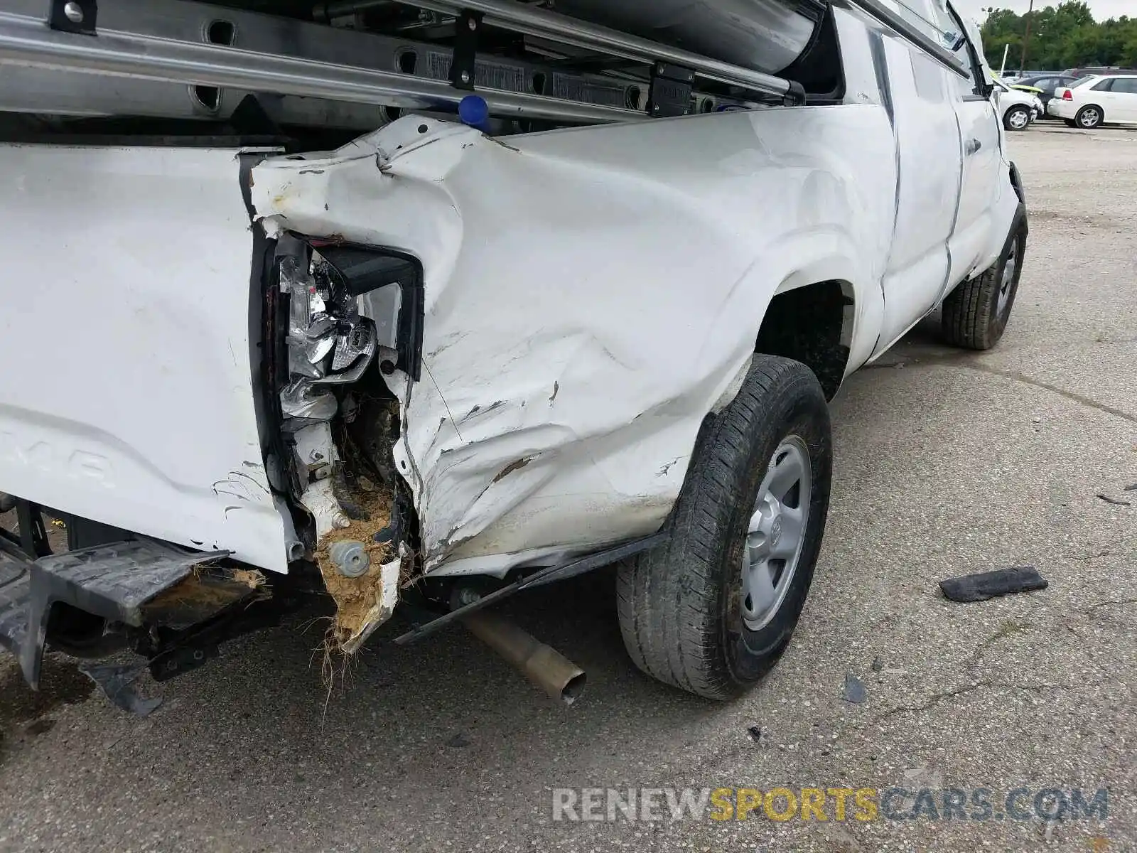 9 Photograph of a damaged car 5TFRX5GN7KX154491 TOYOTA TACOMA 2019