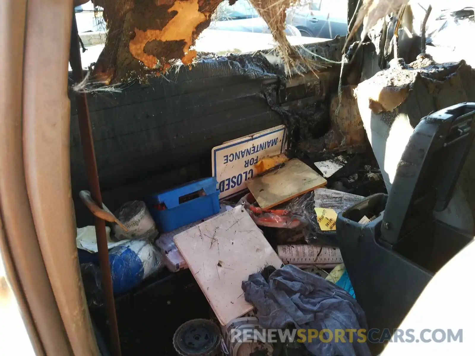 6 Photograph of a damaged car 5TFRX5GN7KX164969 TOYOTA TACOMA 2019