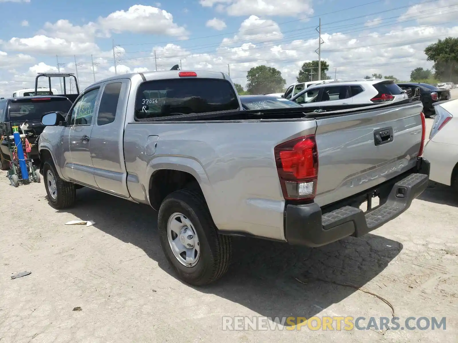 3 Photograph of a damaged car 5TFRX5GN8KX137120 TOYOTA TACOMA 2019