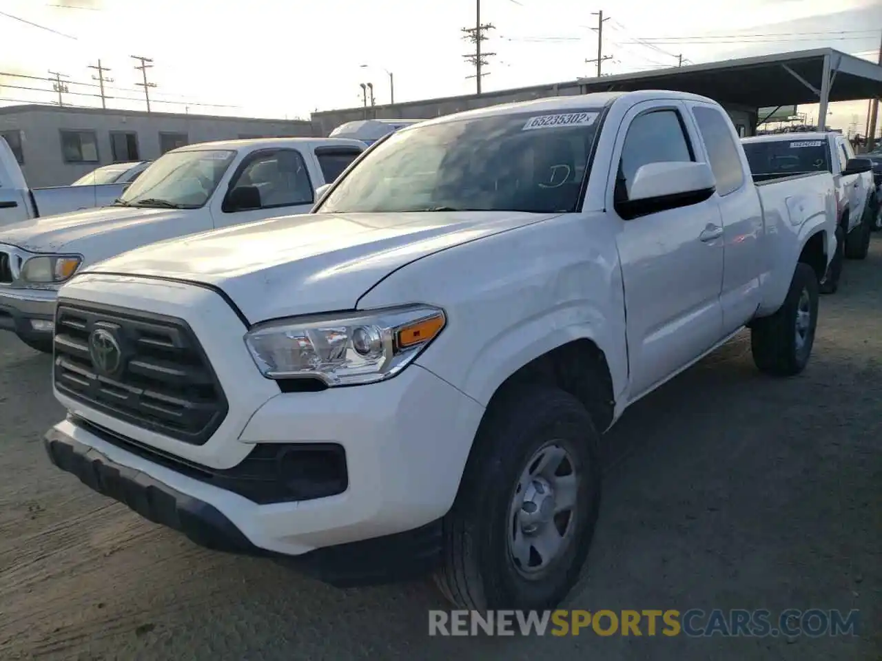 2 Фотография поврежденного автомобиля 5TFRX5GN8KX144696 TOYOTA TACOMA 2019