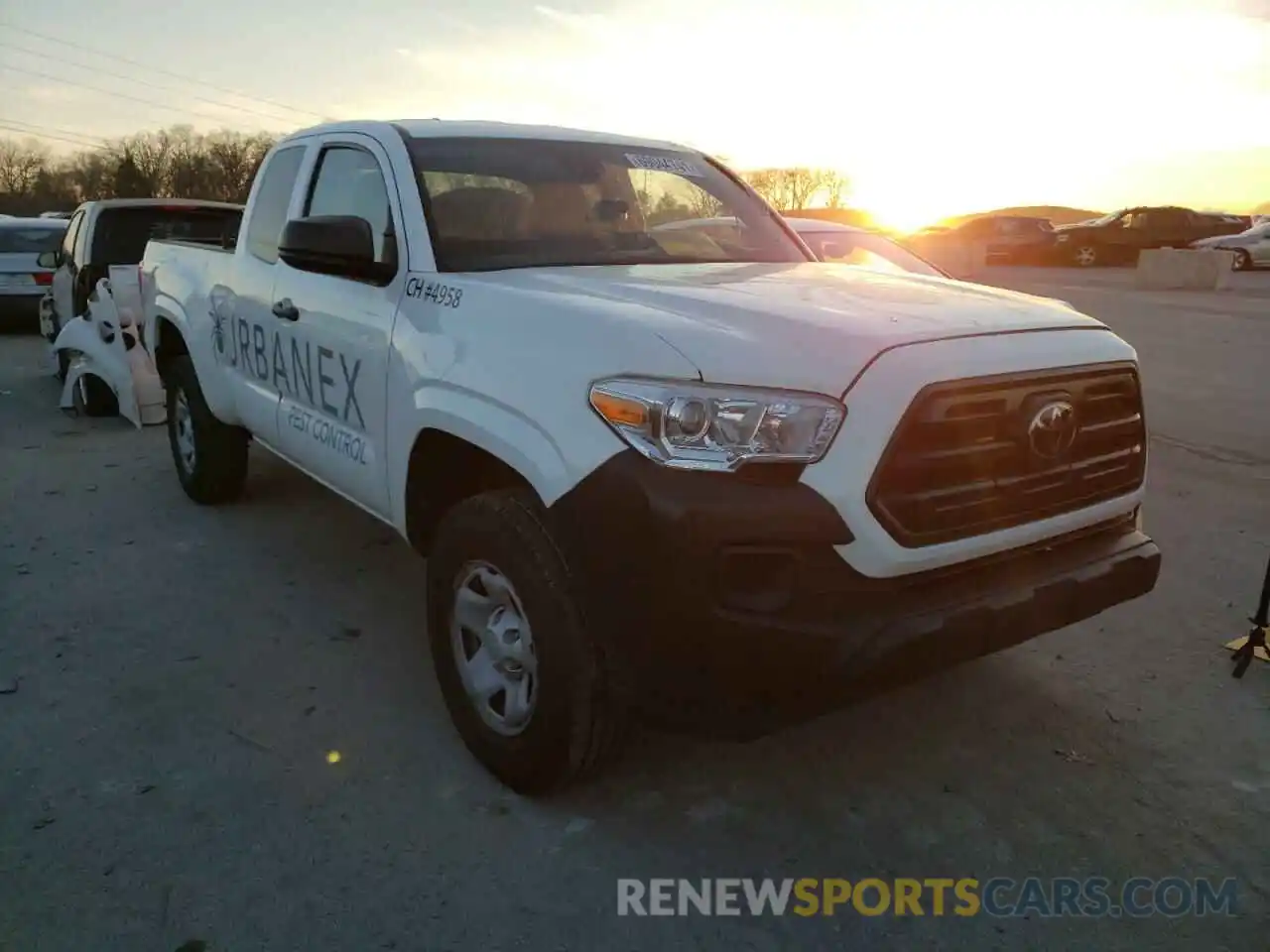 1 Photograph of a damaged car 5TFRX5GN8KX154161 TOYOTA TACOMA 2019