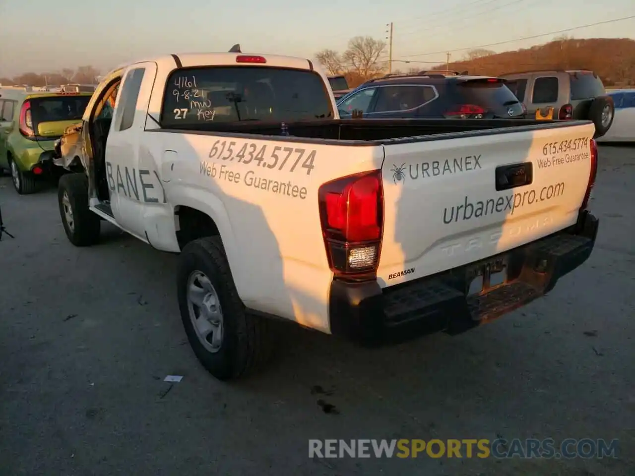 3 Photograph of a damaged car 5TFRX5GN8KX154161 TOYOTA TACOMA 2019