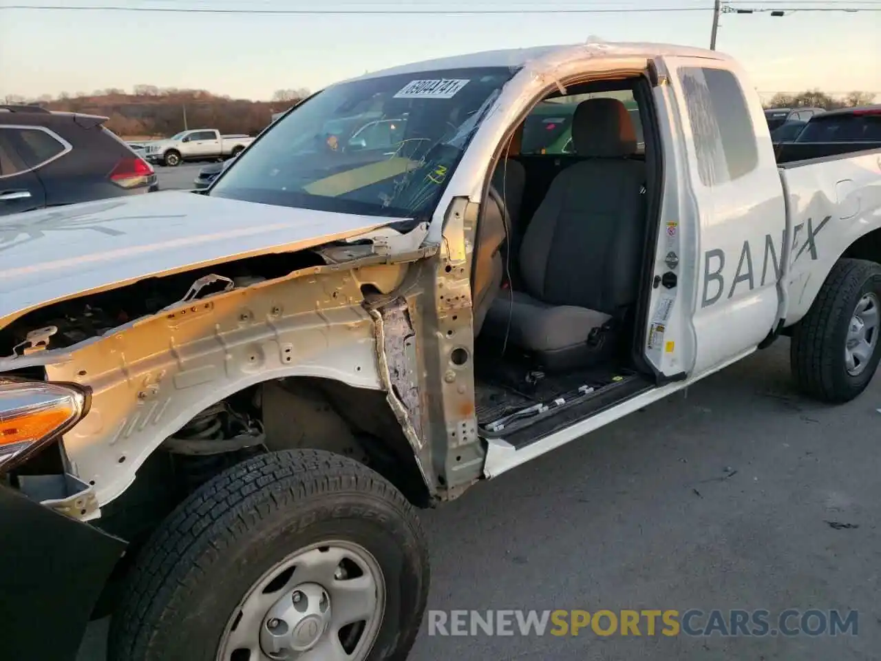 9 Photograph of a damaged car 5TFRX5GN8KX154161 TOYOTA TACOMA 2019