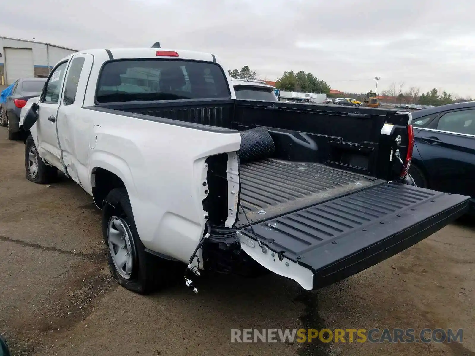 3 Photograph of a damaged car 5TFRX5GN8KX156931 TOYOTA TACOMA 2019