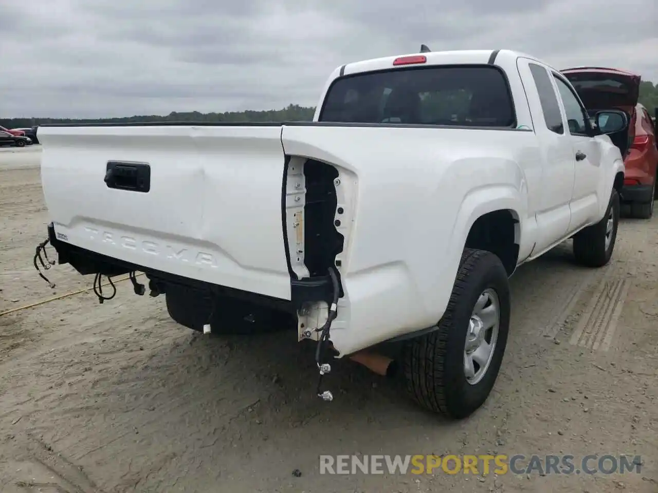 4 Photograph of a damaged car 5TFRX5GN9KX137496 TOYOTA TACOMA 2019