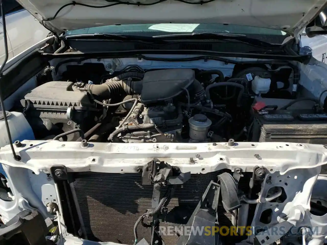 7 Photograph of a damaged car 5TFRX5GN9KX141094 TOYOTA TACOMA 2019