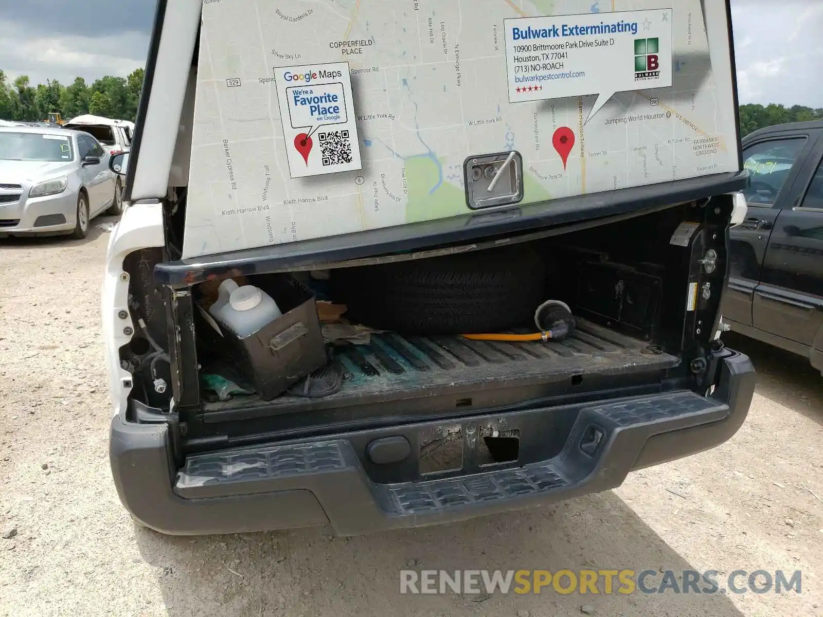 9 Photograph of a damaged car 5TFRX5GN9KX142763 TOYOTA TACOMA 2019