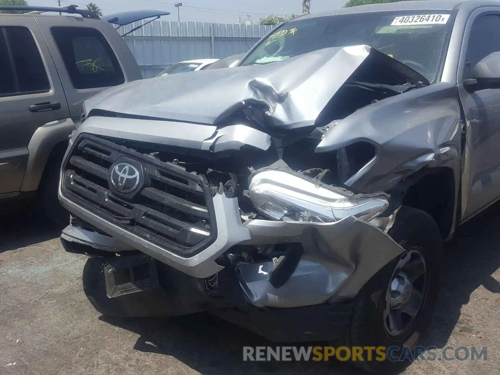 9 Photograph of a damaged car 5TFRX5GN9KX146036 TOYOTA TACOMA 2019