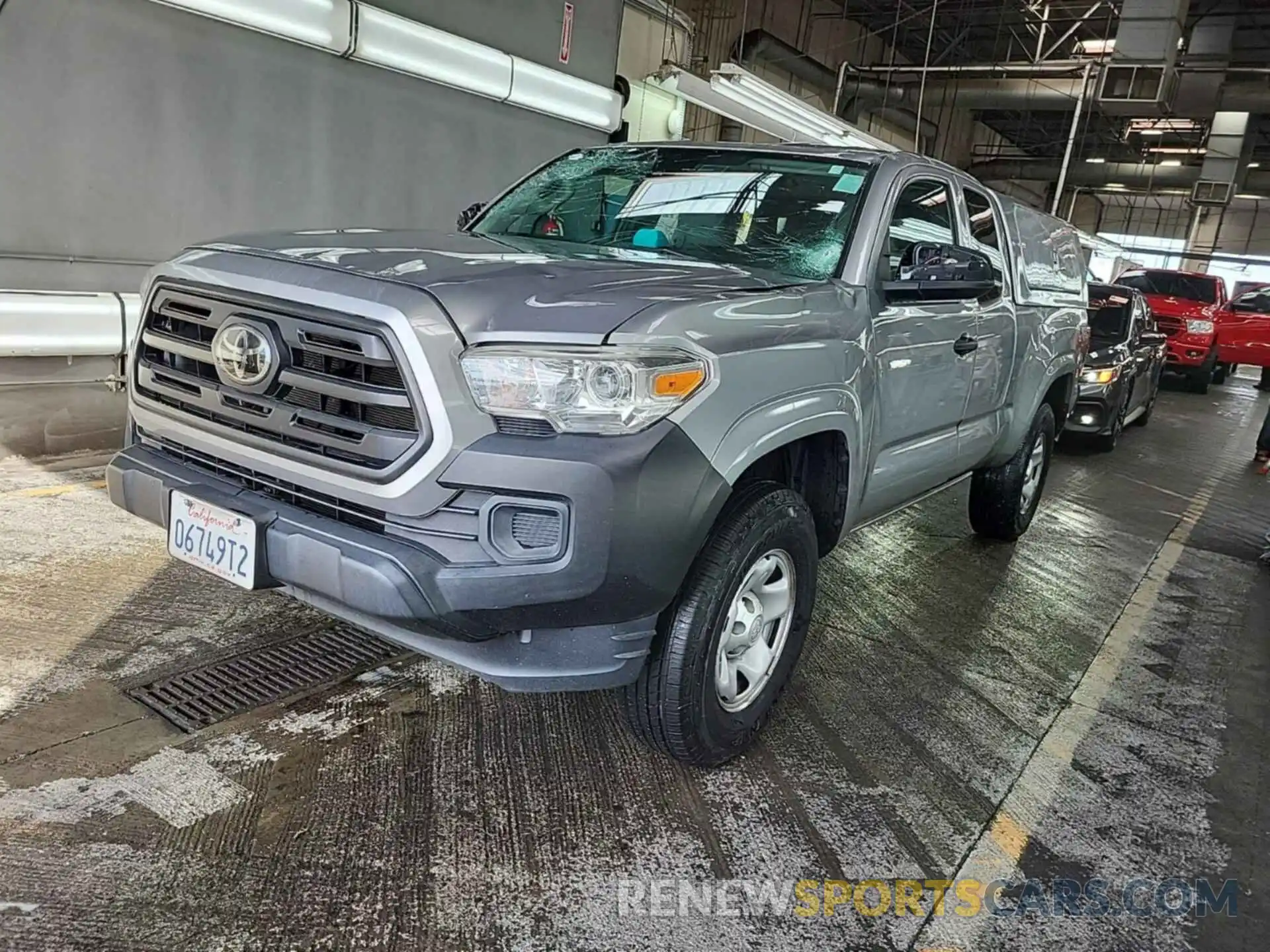 32 Photograph of a damaged car 5TFRX5GN9KX146327 TOYOTA TACOMA 2019