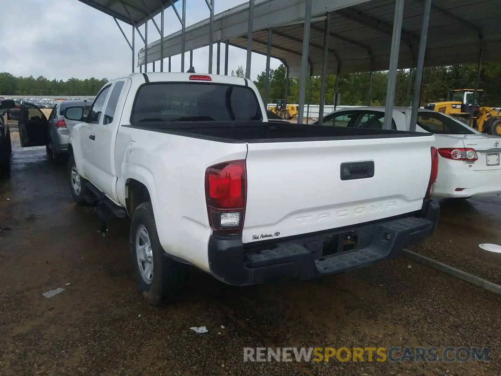 3 Photograph of a damaged car 5TFRX5GN9KX148076 TOYOTA TACOMA 2019