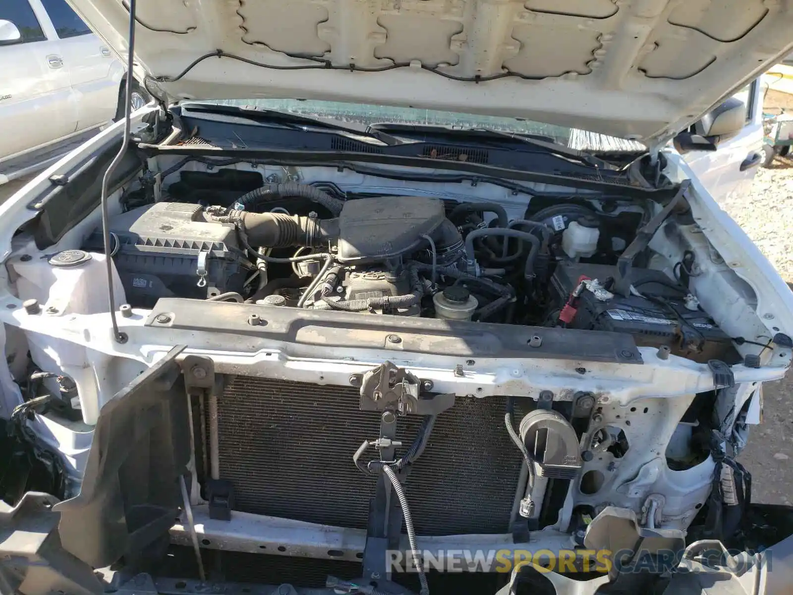 7 Photograph of a damaged car 5TFRX5GN9KX152371 TOYOTA TACOMA 2019