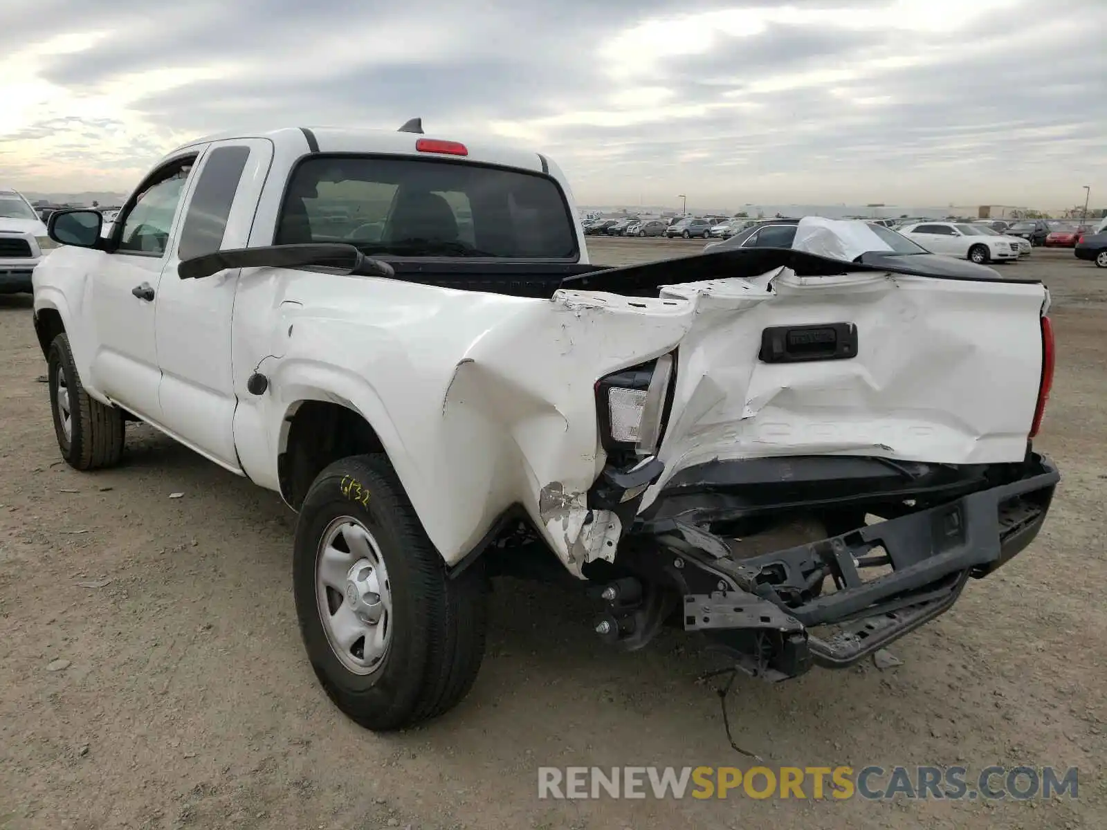 3 Photograph of a damaged car 5TFRX5GN9KX165220 TOYOTA TACOMA 2019