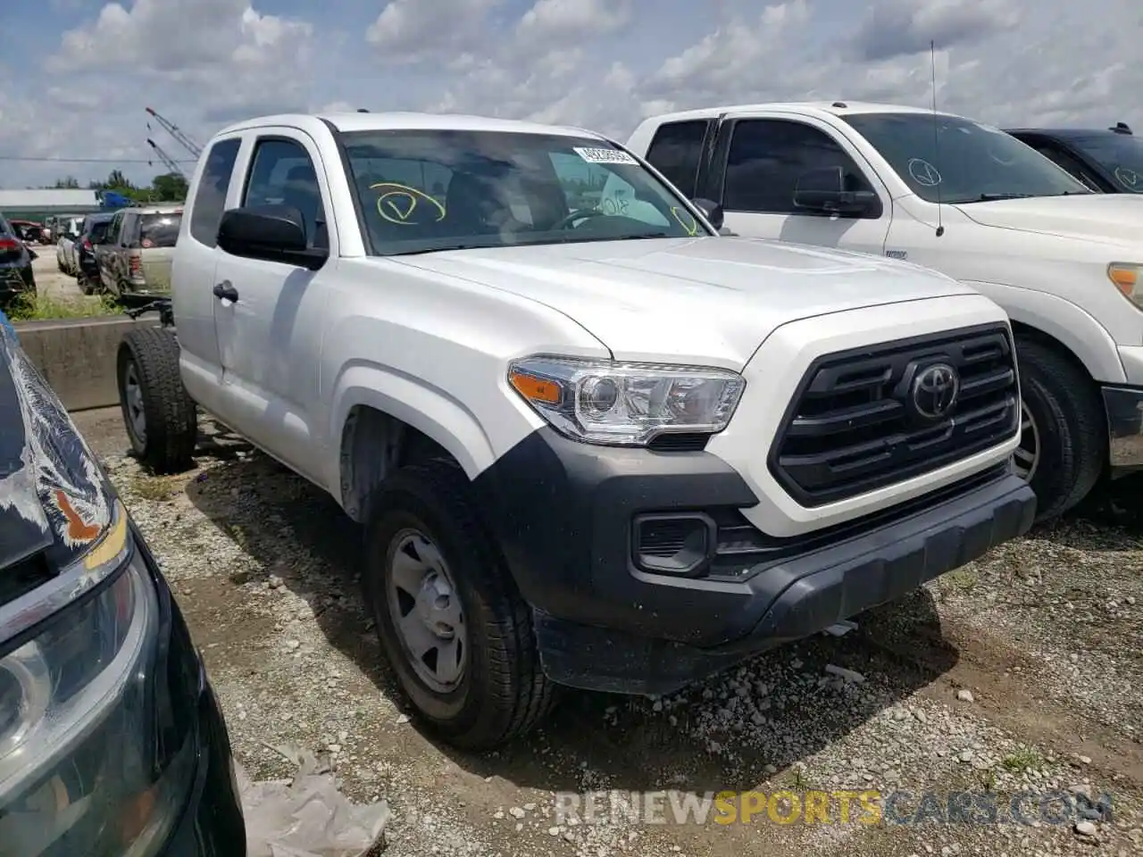 1 Photograph of a damaged car 5TFRX5GNXKX140701 TOYOTA TACOMA 2019