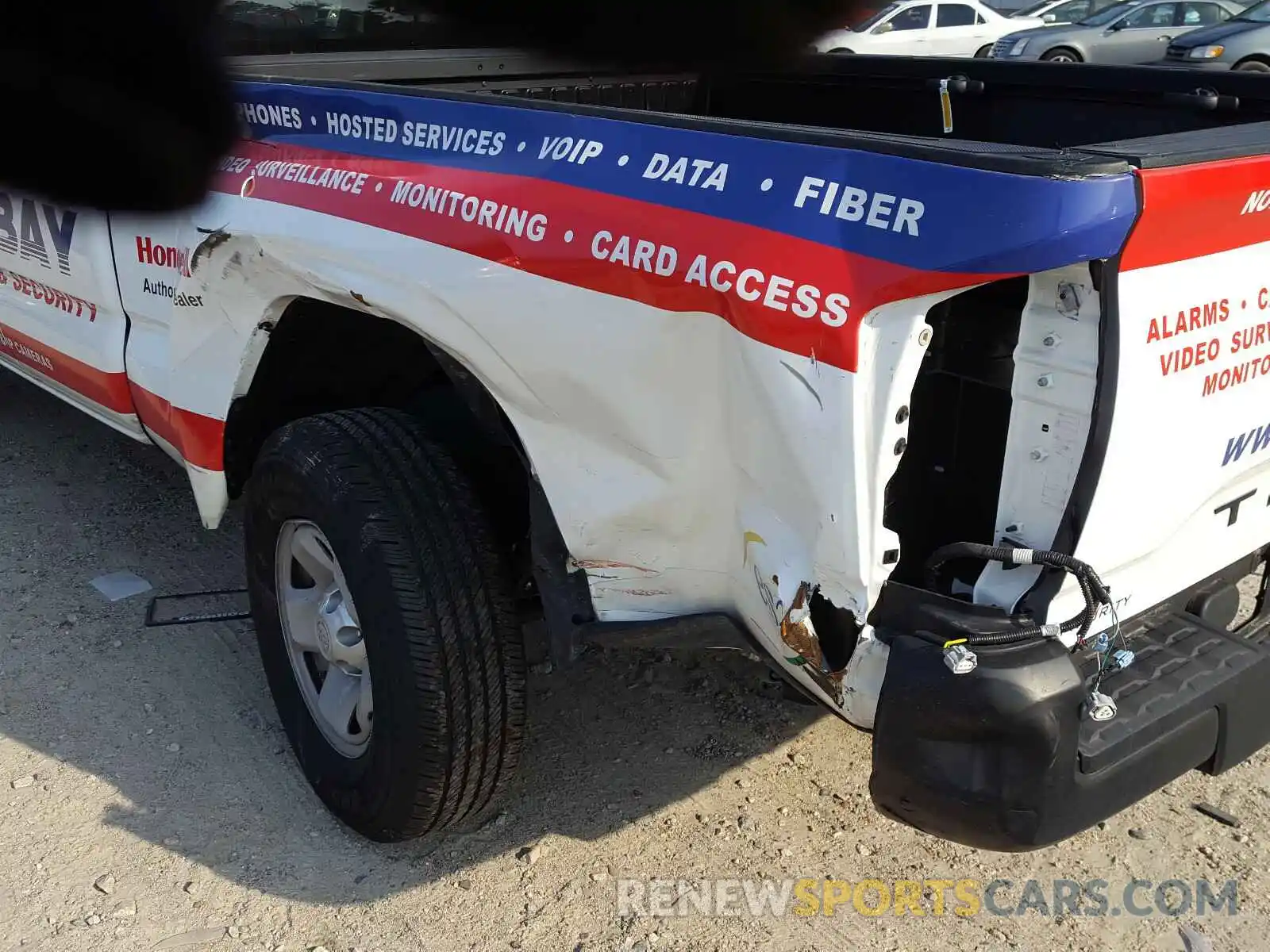 9 Photograph of a damaged car 5TFRX5GNXKX141220 TOYOTA TACOMA 2019