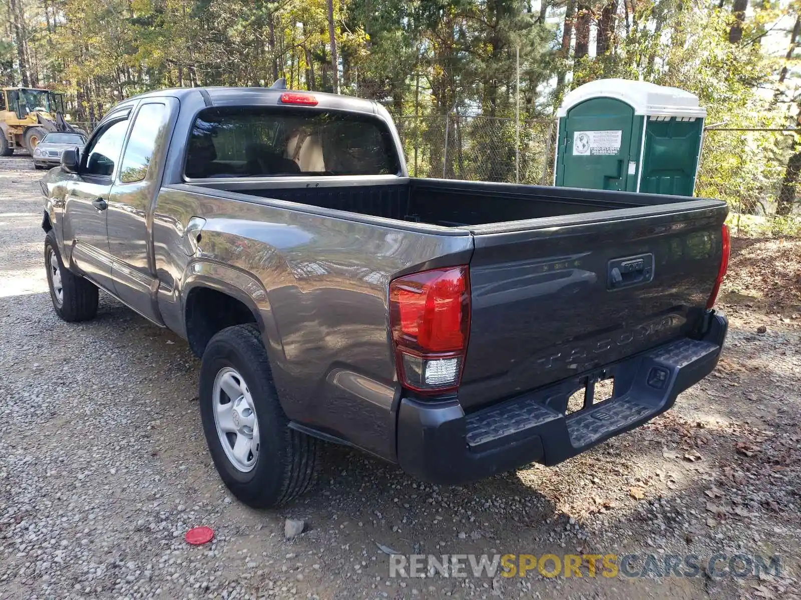 3 Photograph of a damaged car 5TFRX5GNXKX143713 TOYOTA TACOMA 2019