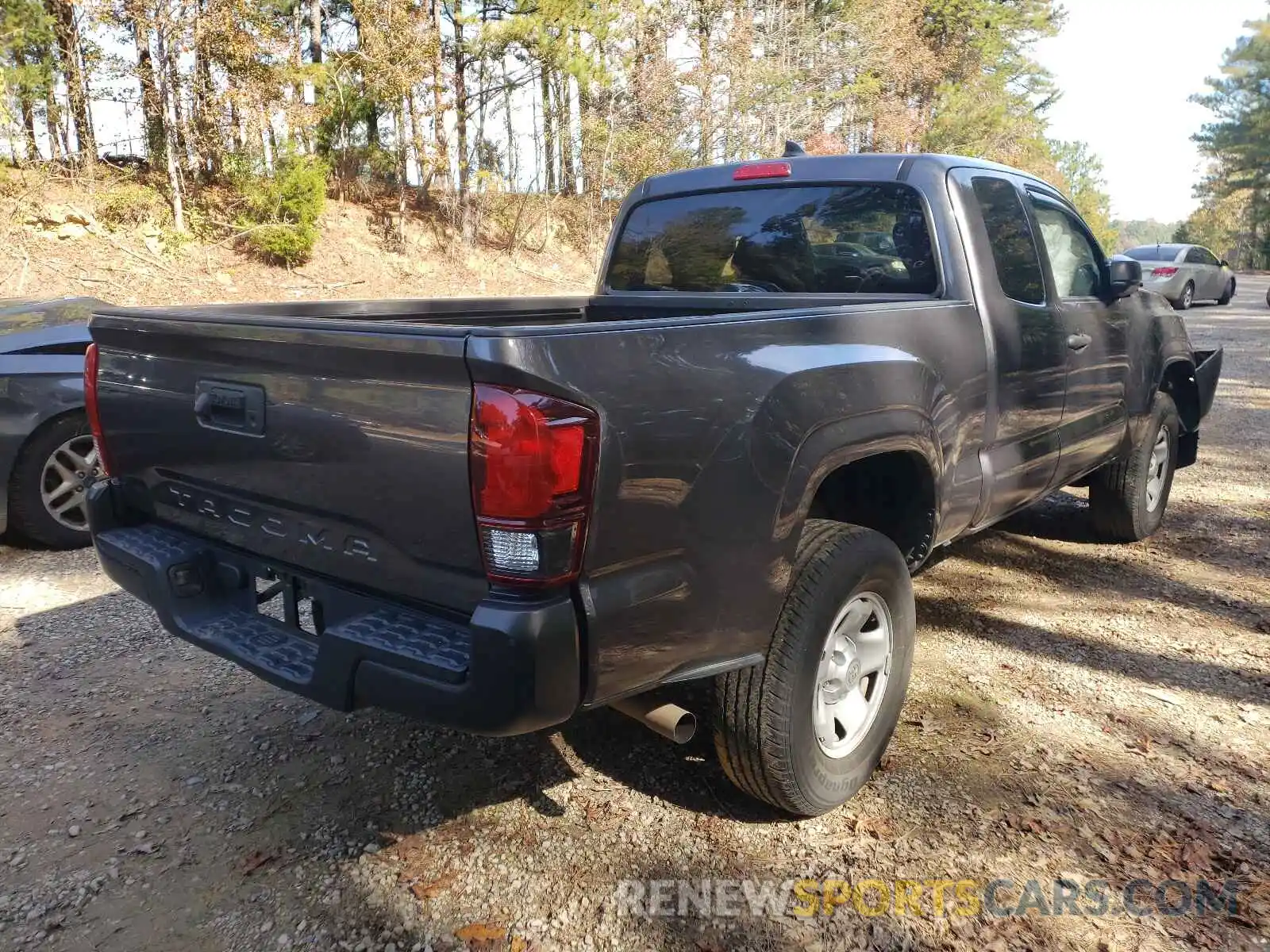 4 Photograph of a damaged car 5TFRX5GNXKX143713 TOYOTA TACOMA 2019