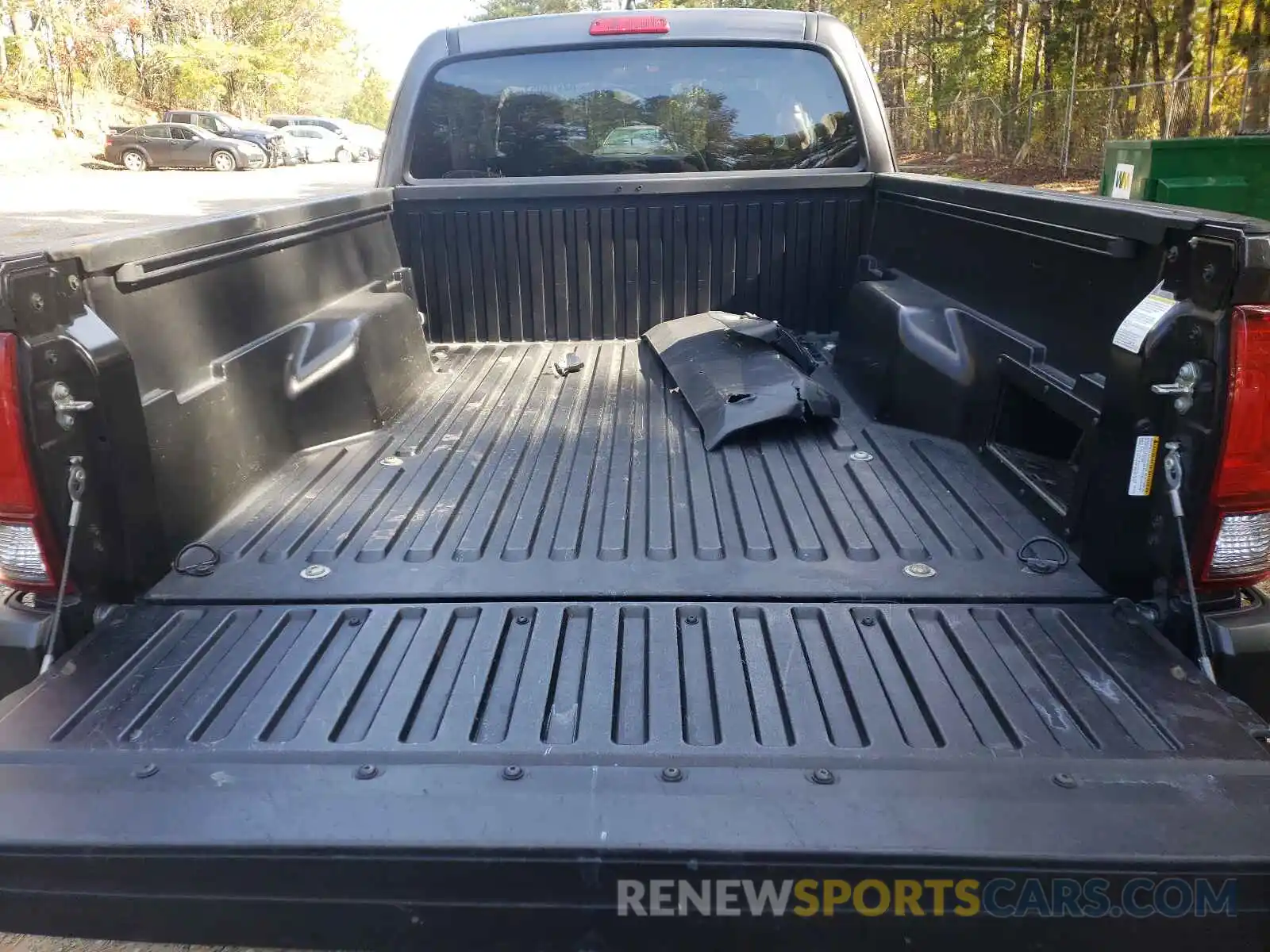 9 Photograph of a damaged car 5TFRX5GNXKX143713 TOYOTA TACOMA 2019