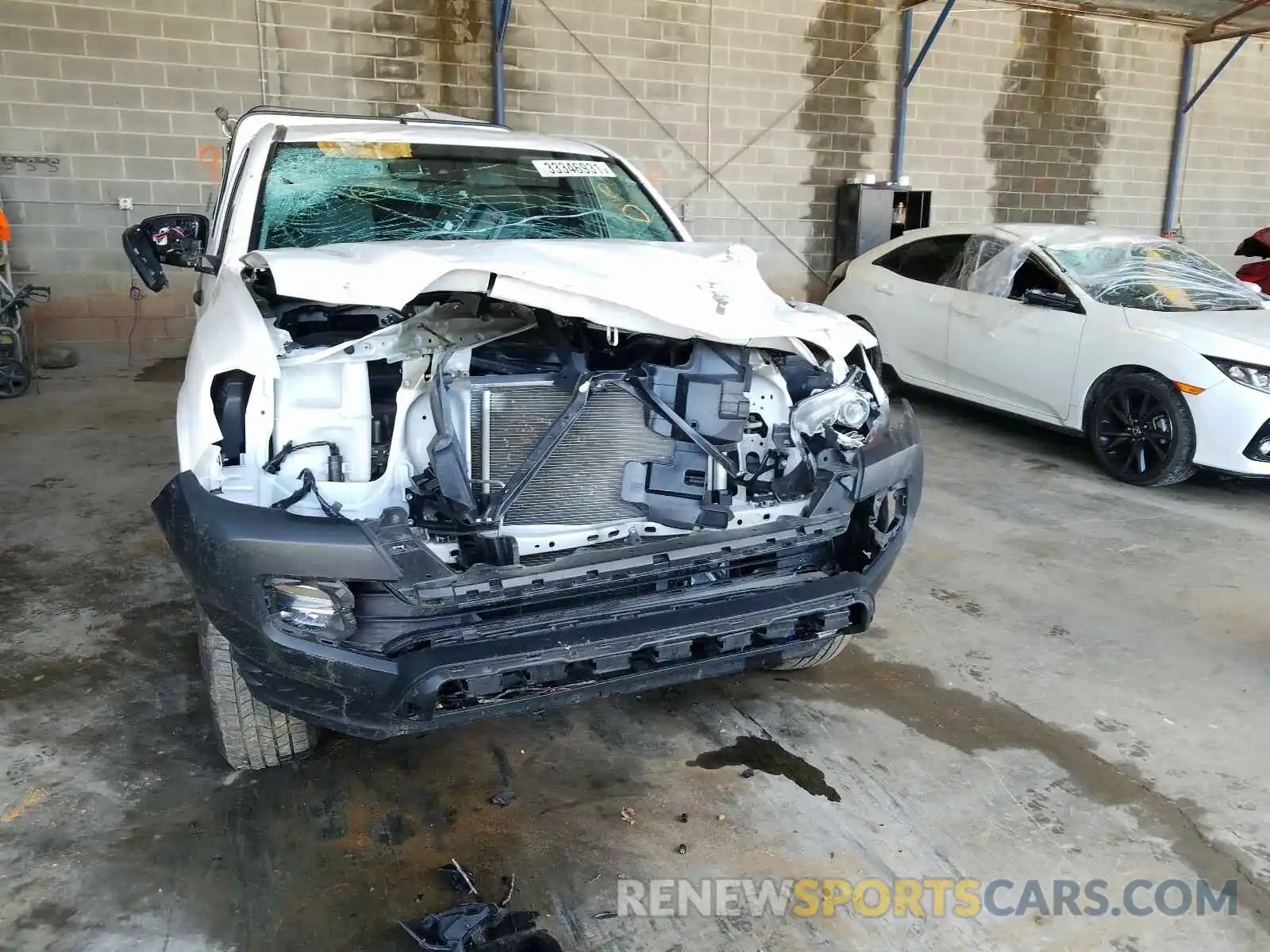 9 Photograph of a damaged car 5TFRX5GNXKX146482 TOYOTA TACOMA 2019