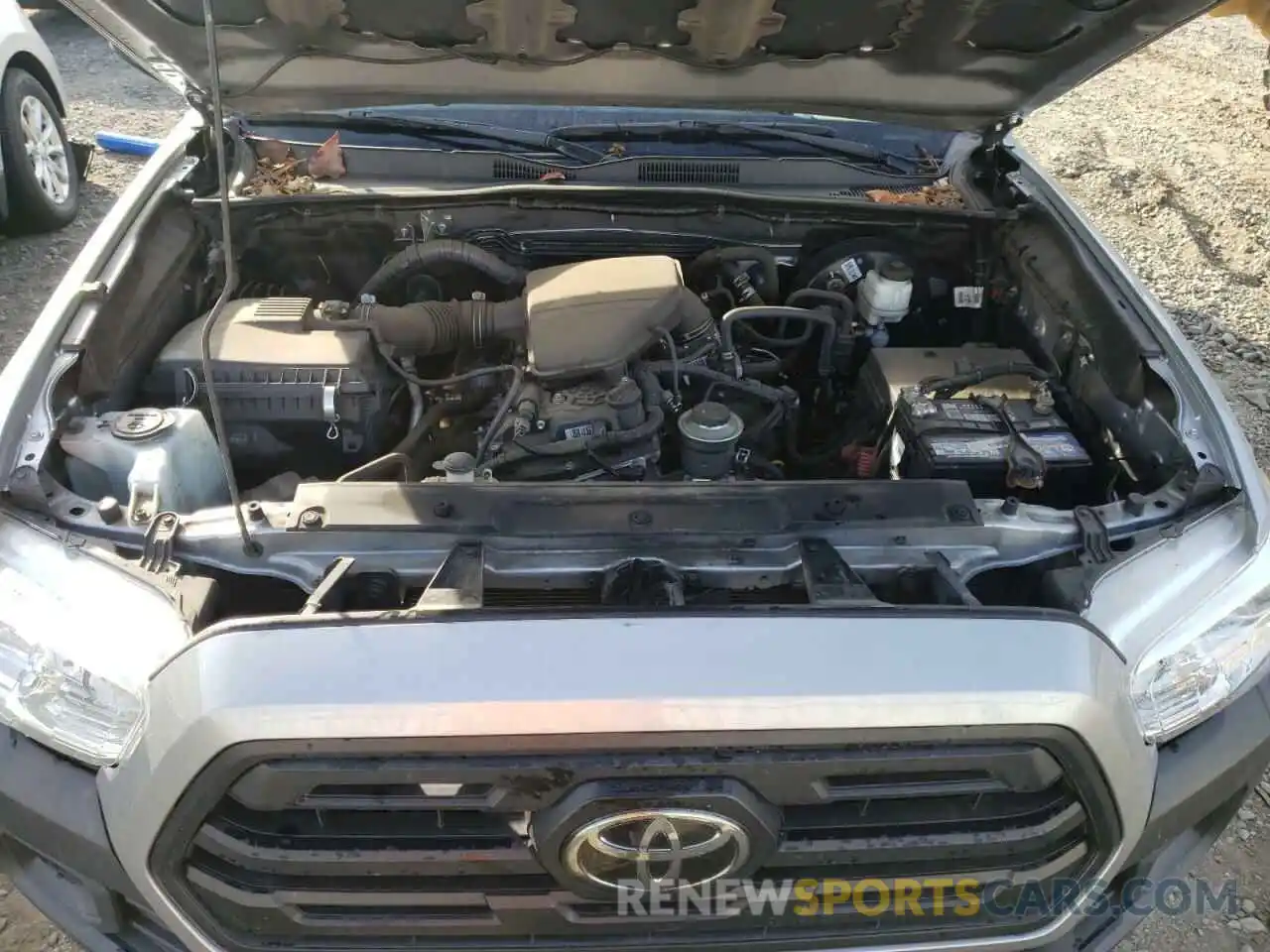 7 Photograph of a damaged car 5TFRX5GNXKX151648 TOYOTA TACOMA 2019