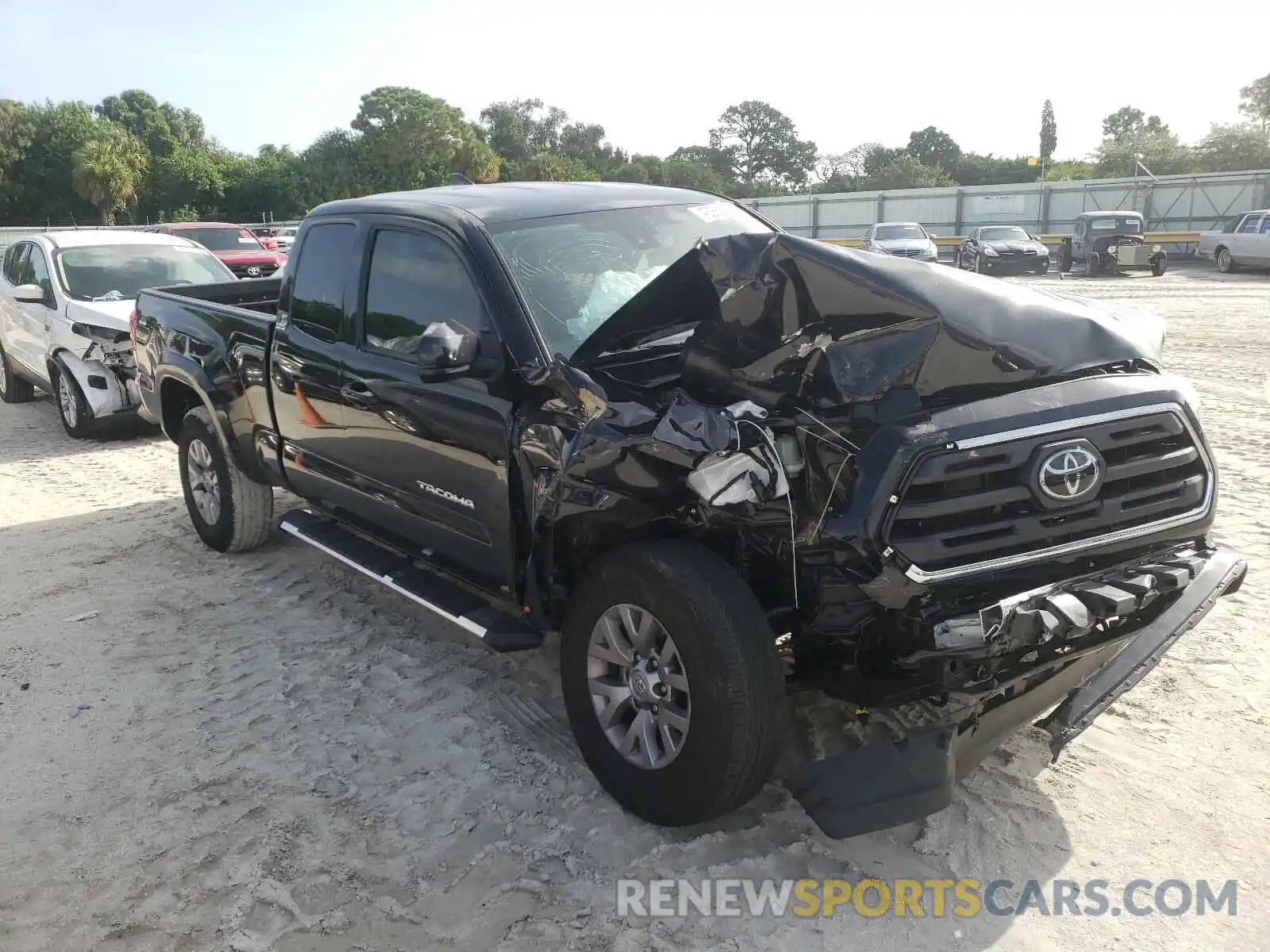 1 Photograph of a damaged car 5TFRZ5CN0KX080055 TOYOTA TACOMA 2019