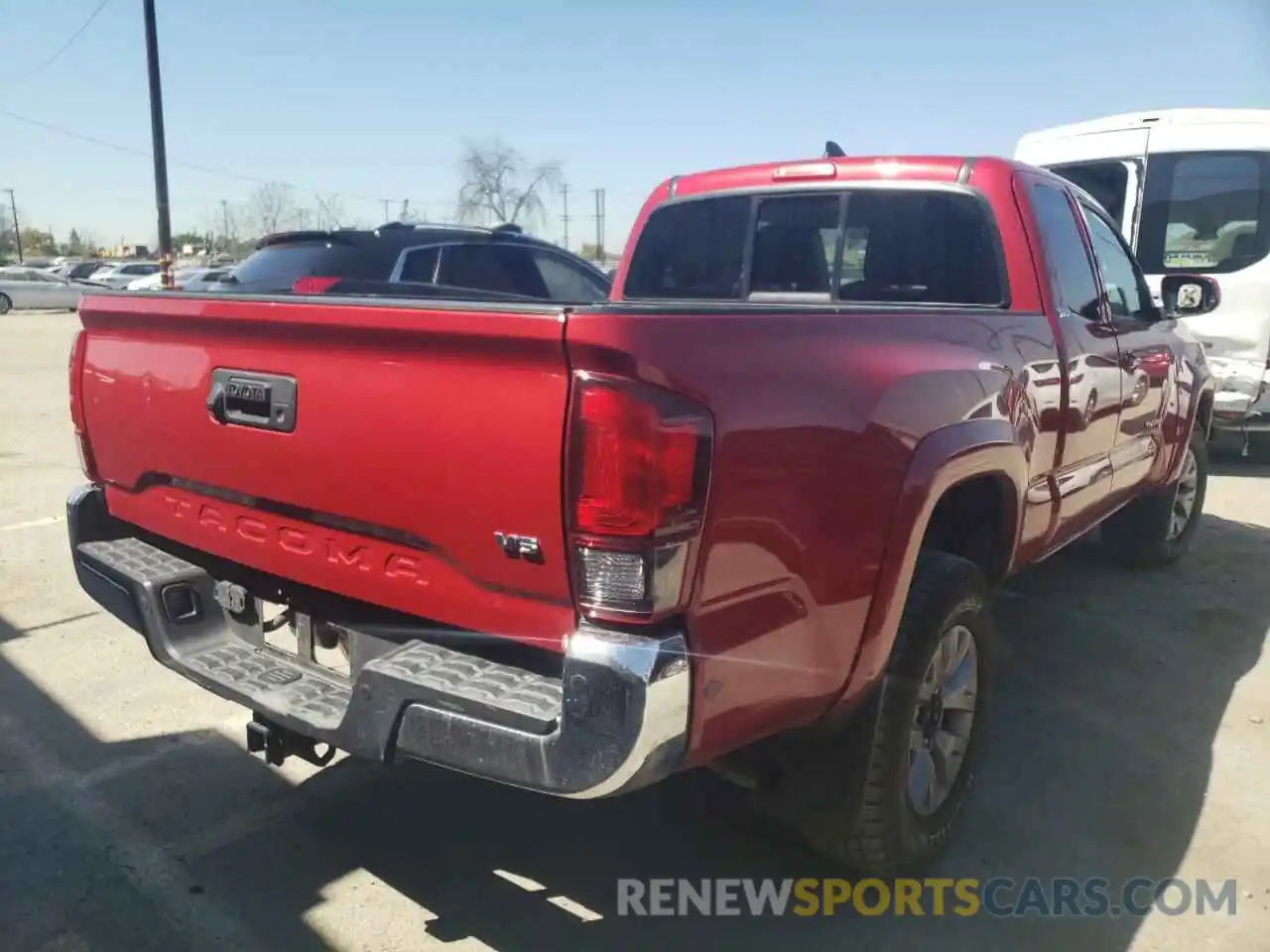 4 Photograph of a damaged car 5TFRZ5CN3KX073214 TOYOTA TACOMA 2019