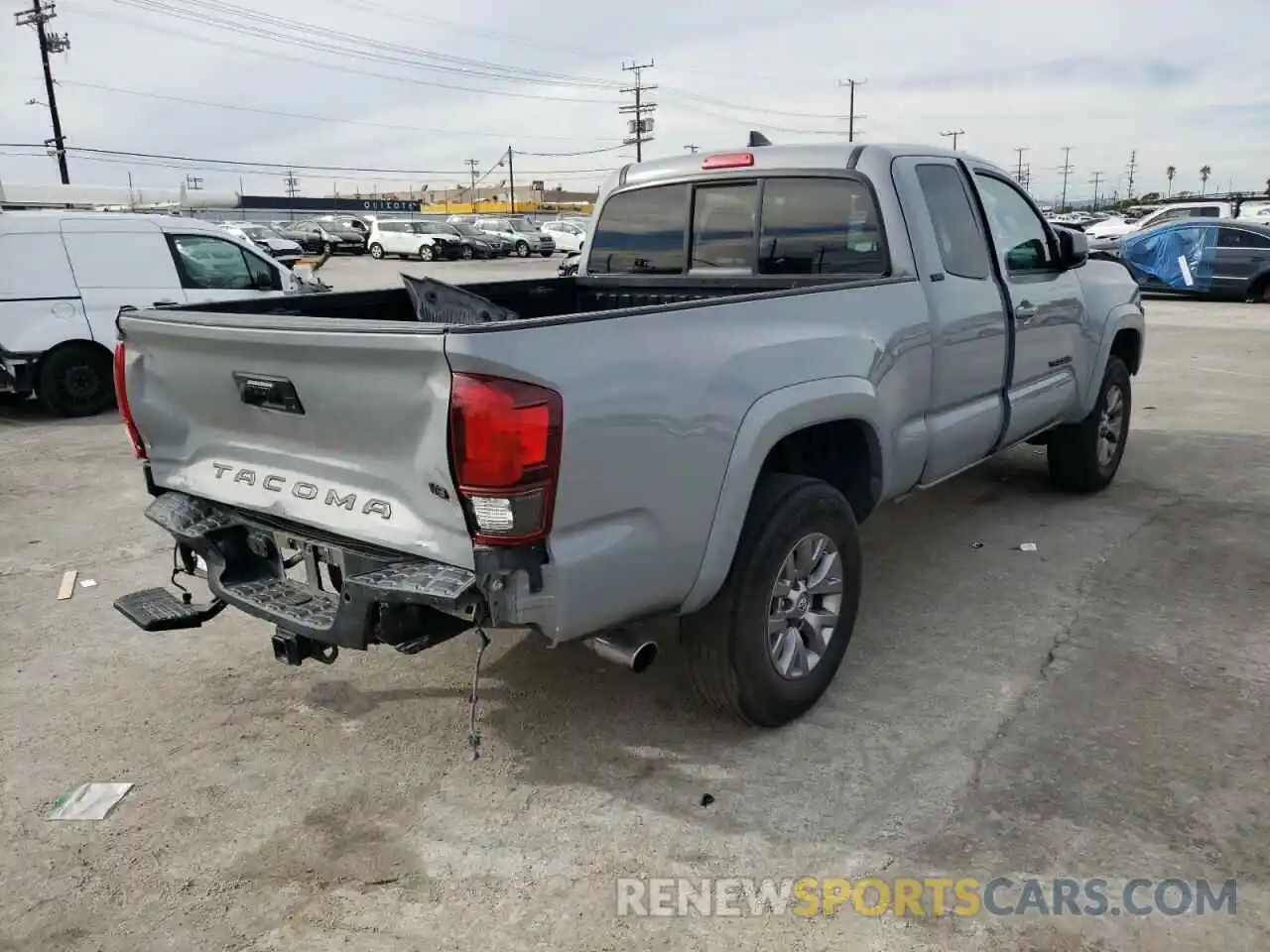 4 Photograph of a damaged car 5TFRZ5CN3KX073391 TOYOTA TACOMA 2019