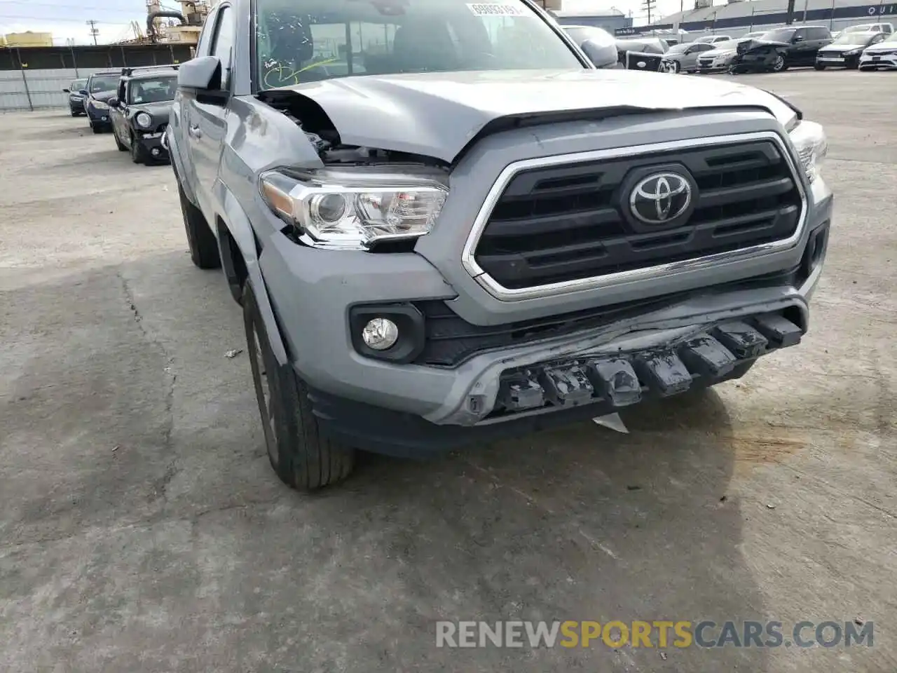 9 Photograph of a damaged car 5TFRZ5CN3KX073391 TOYOTA TACOMA 2019