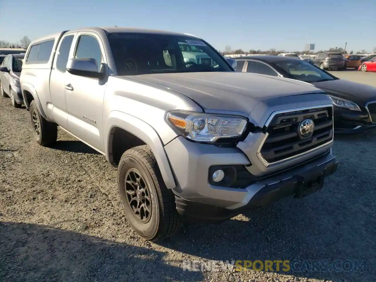 1 Photograph of a damaged car 5TFRZ5CN3KX082866 TOYOTA TACOMA 2019