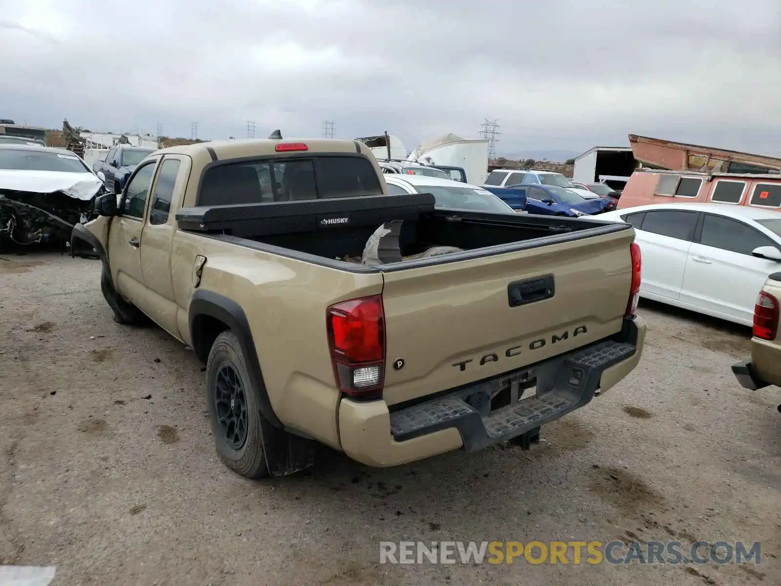 3 Photograph of a damaged car 5TFRZ5CN3KX085587 TOYOTA TACOMA 2019