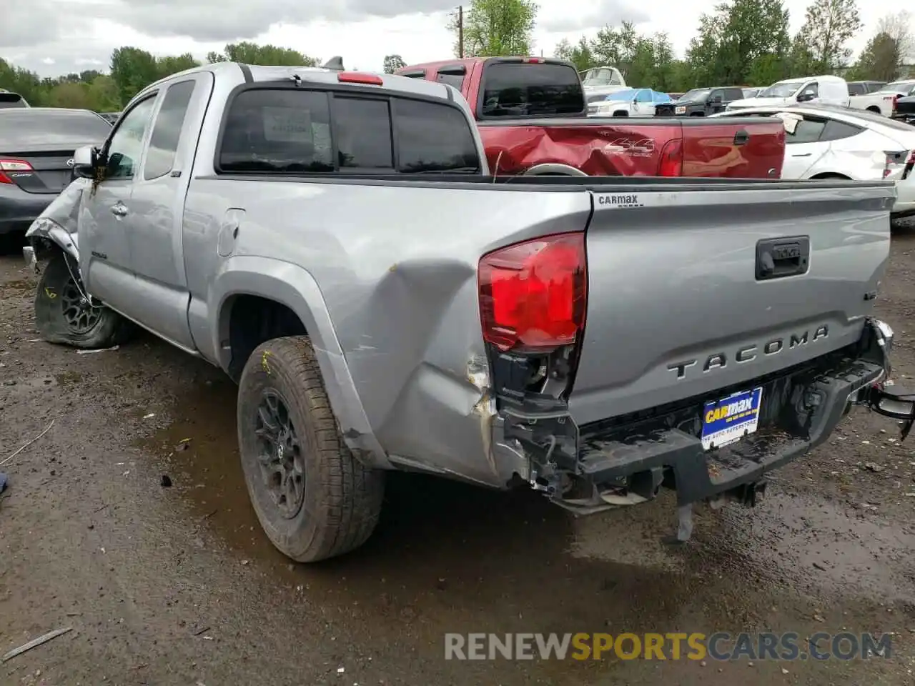 3 Photograph of a damaged car 5TFRZ5CN4KX083623 TOYOTA TACOMA 2019