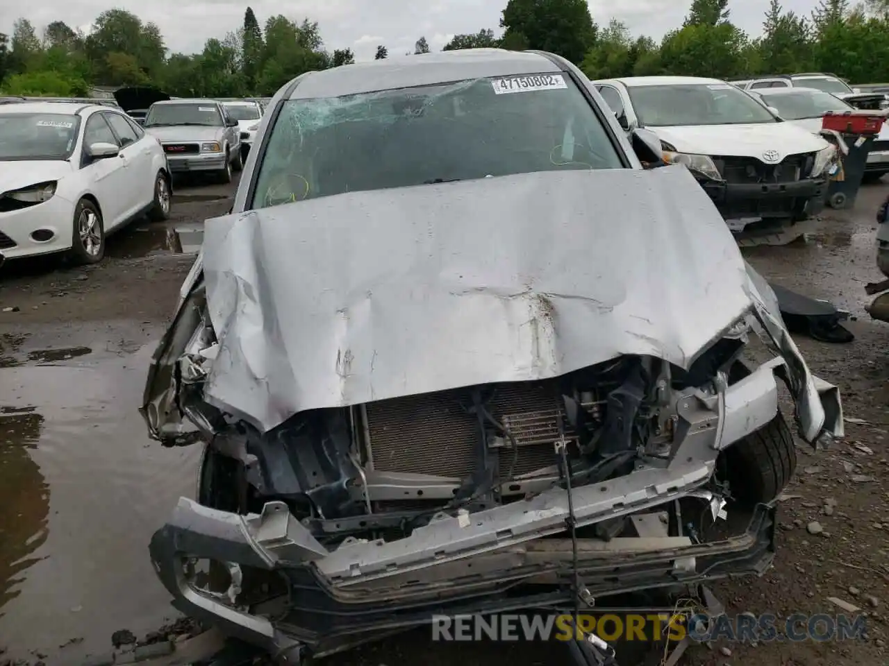 9 Photograph of a damaged car 5TFRZ5CN4KX083623 TOYOTA TACOMA 2019