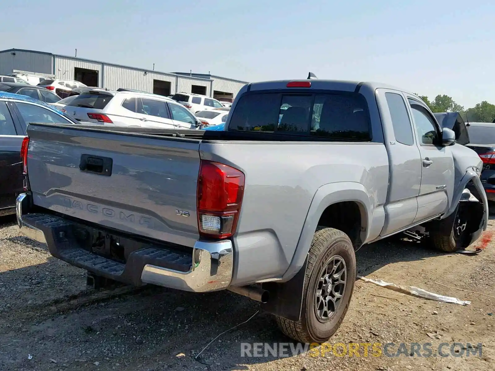 4 Фотография поврежденного автомобиля 5TFRZ5CN5KX071626 TOYOTA TACOMA 2019