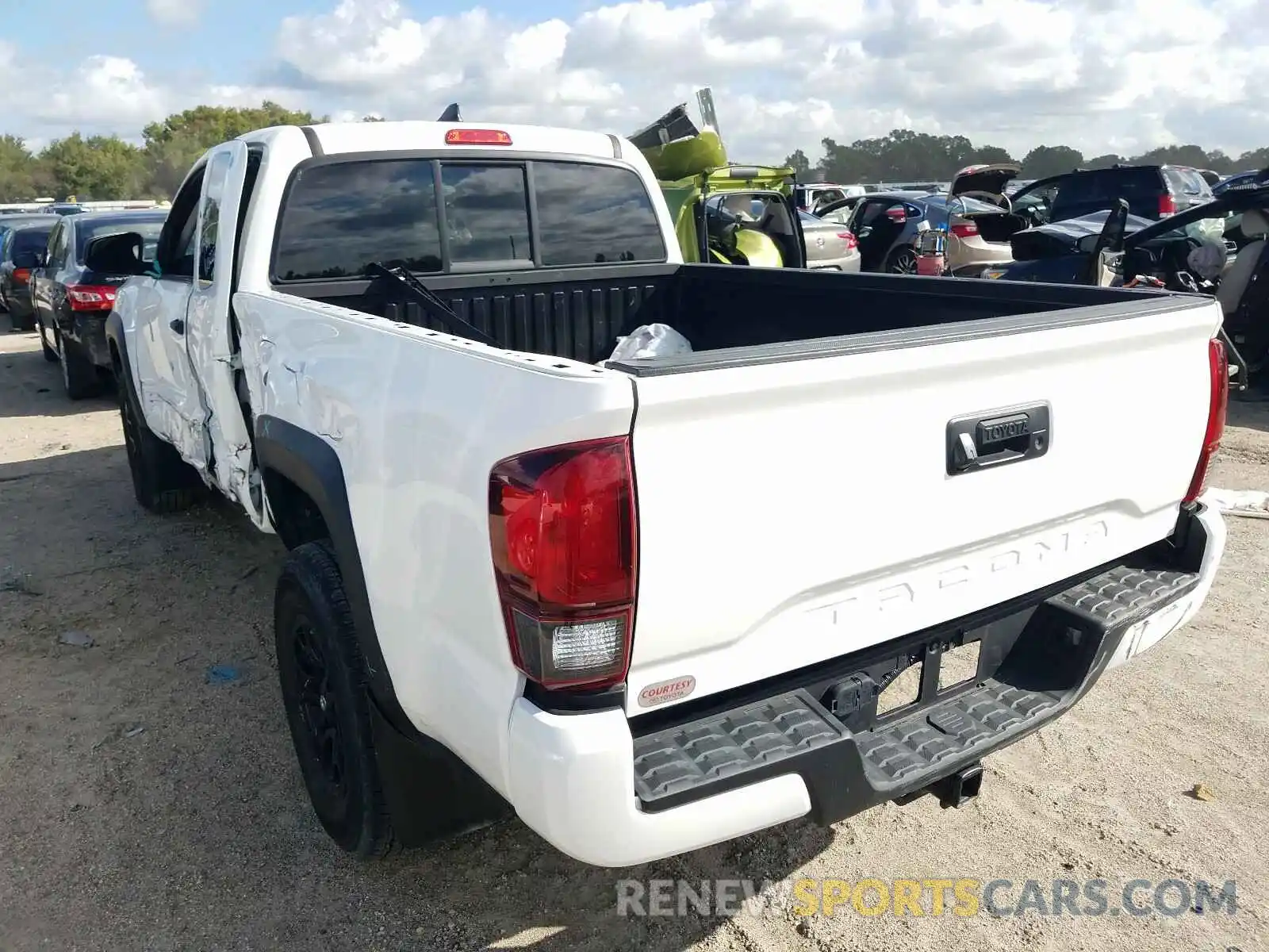 3 Photograph of a damaged car 5TFRZ5CN5KX072226 TOYOTA TACOMA 2019