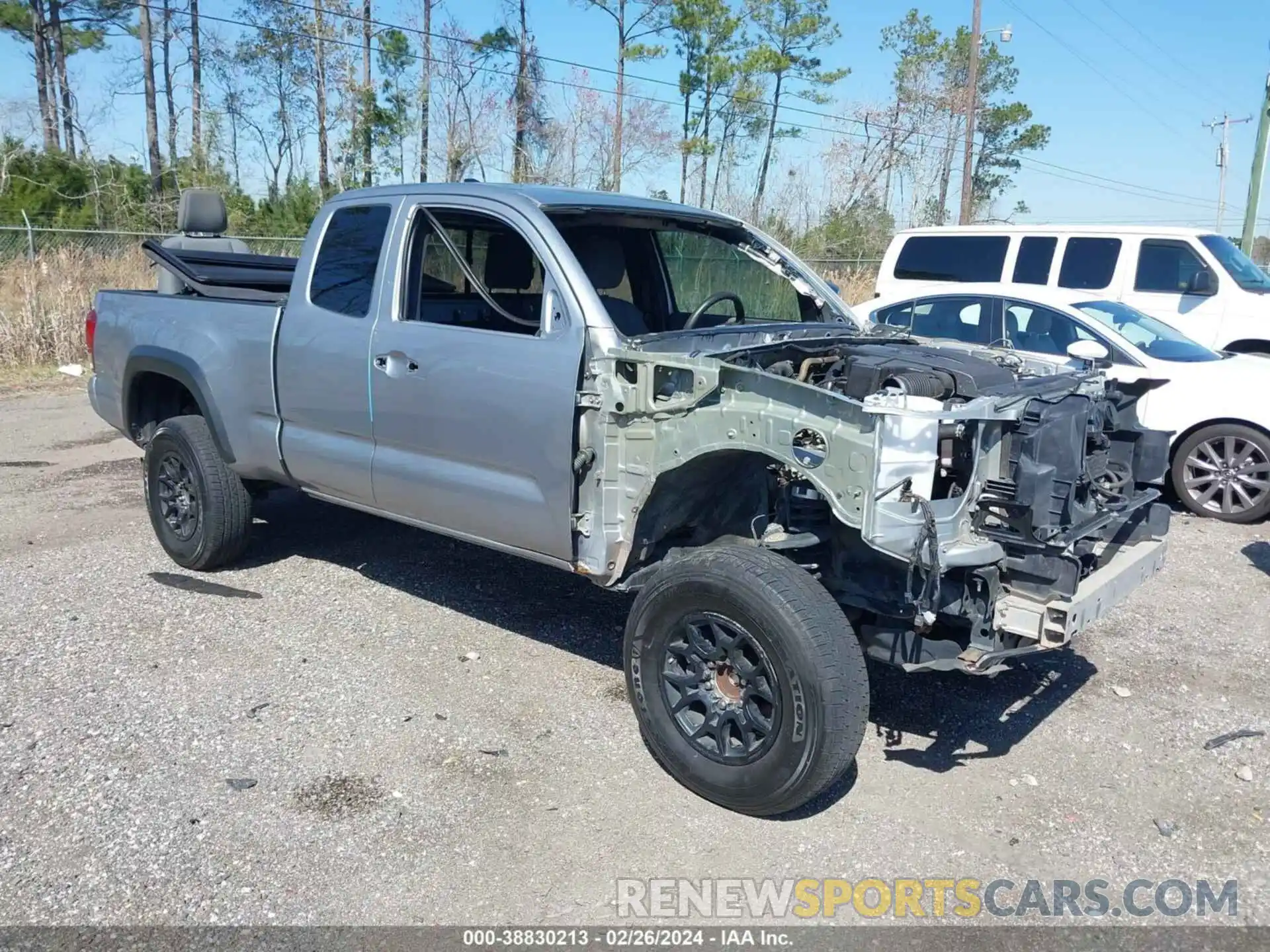 1 Photograph of a damaged car 5TFRZ5CN5KX080956 TOYOTA TACOMA 2019