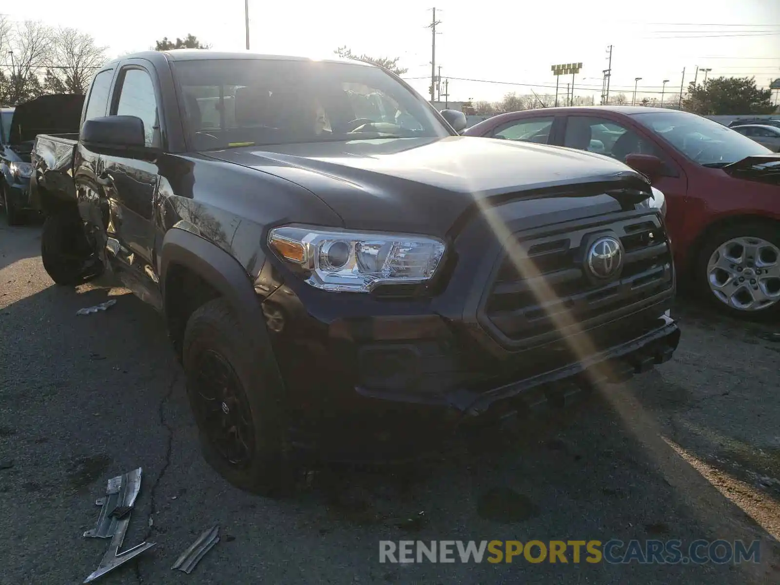 1 Photograph of a damaged car 5TFRZ5CN6KX075605 TOYOTA TACOMA 2019