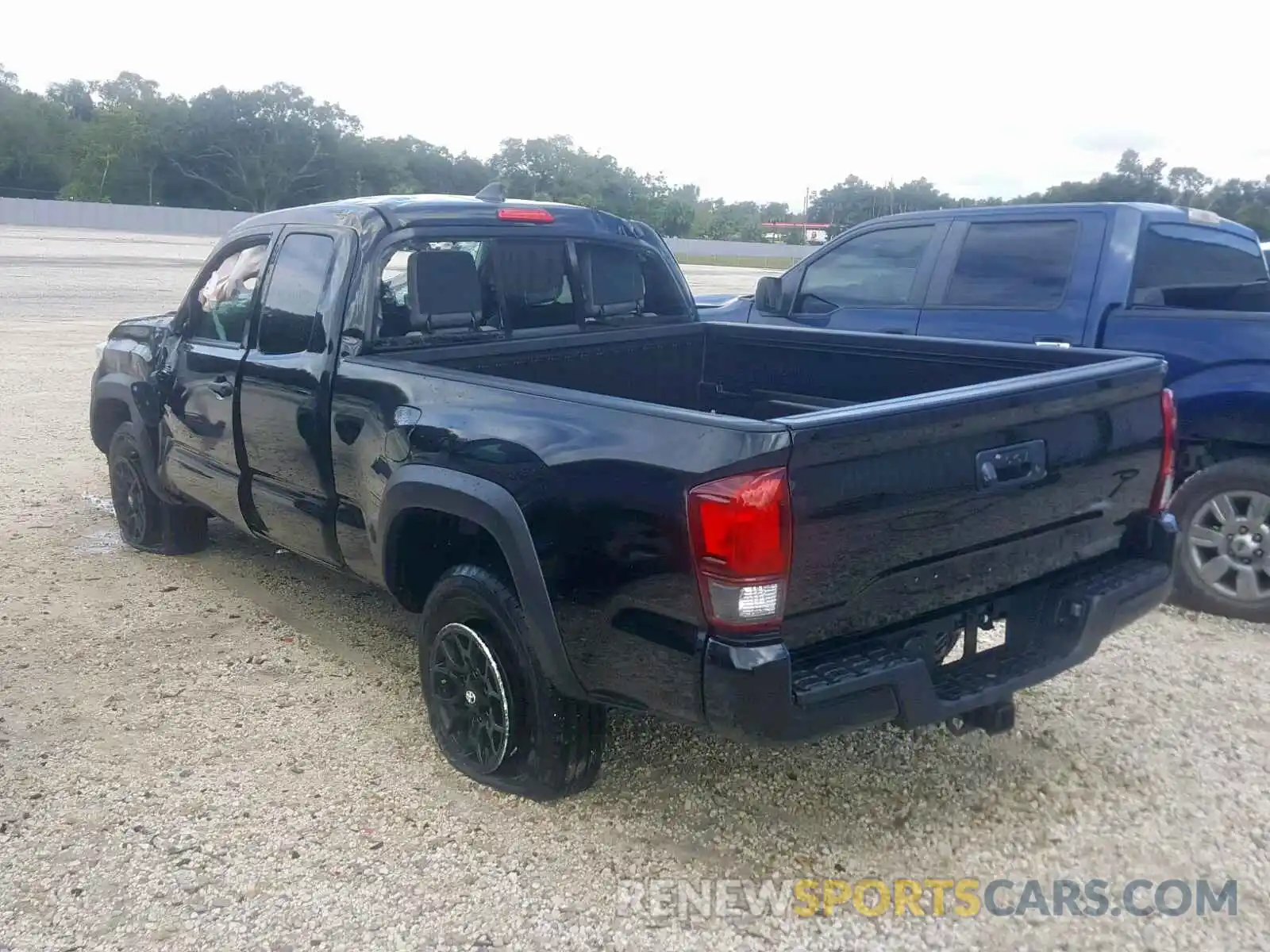 3 Photograph of a damaged car 5TFRZ5CN6KX080531 TOYOTA TACOMA 2019