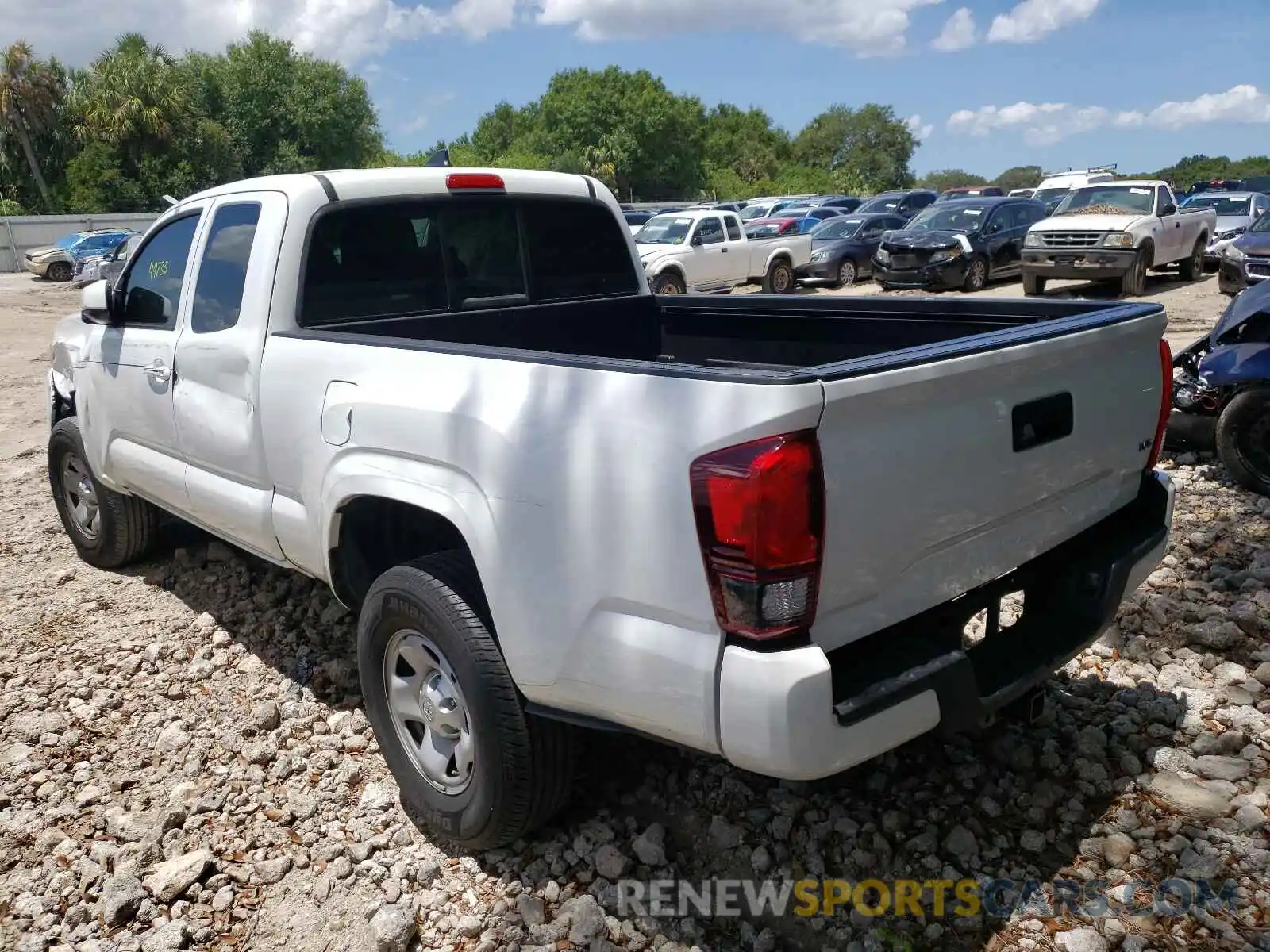 3 Photograph of a damaged car 5TFRZ5CN6KX083090 TOYOTA TACOMA 2019