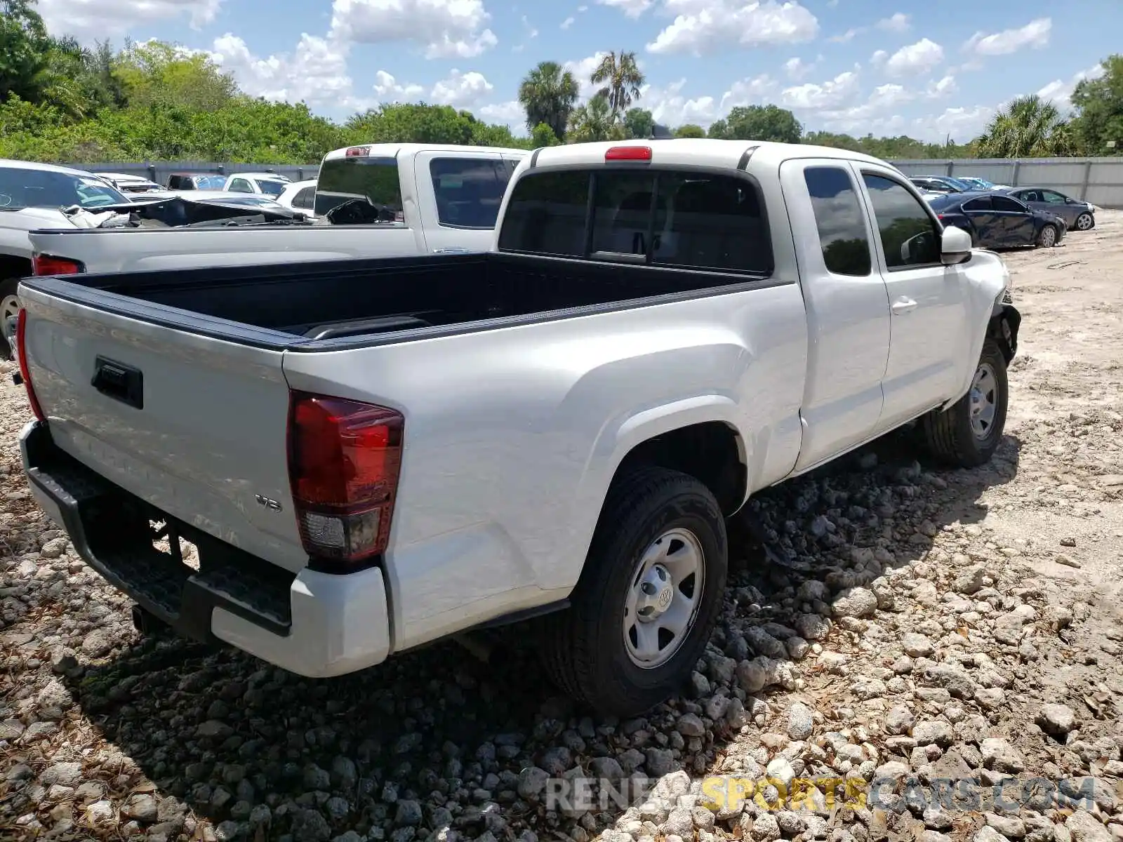 4 Photograph of a damaged car 5TFRZ5CN6KX083090 TOYOTA TACOMA 2019