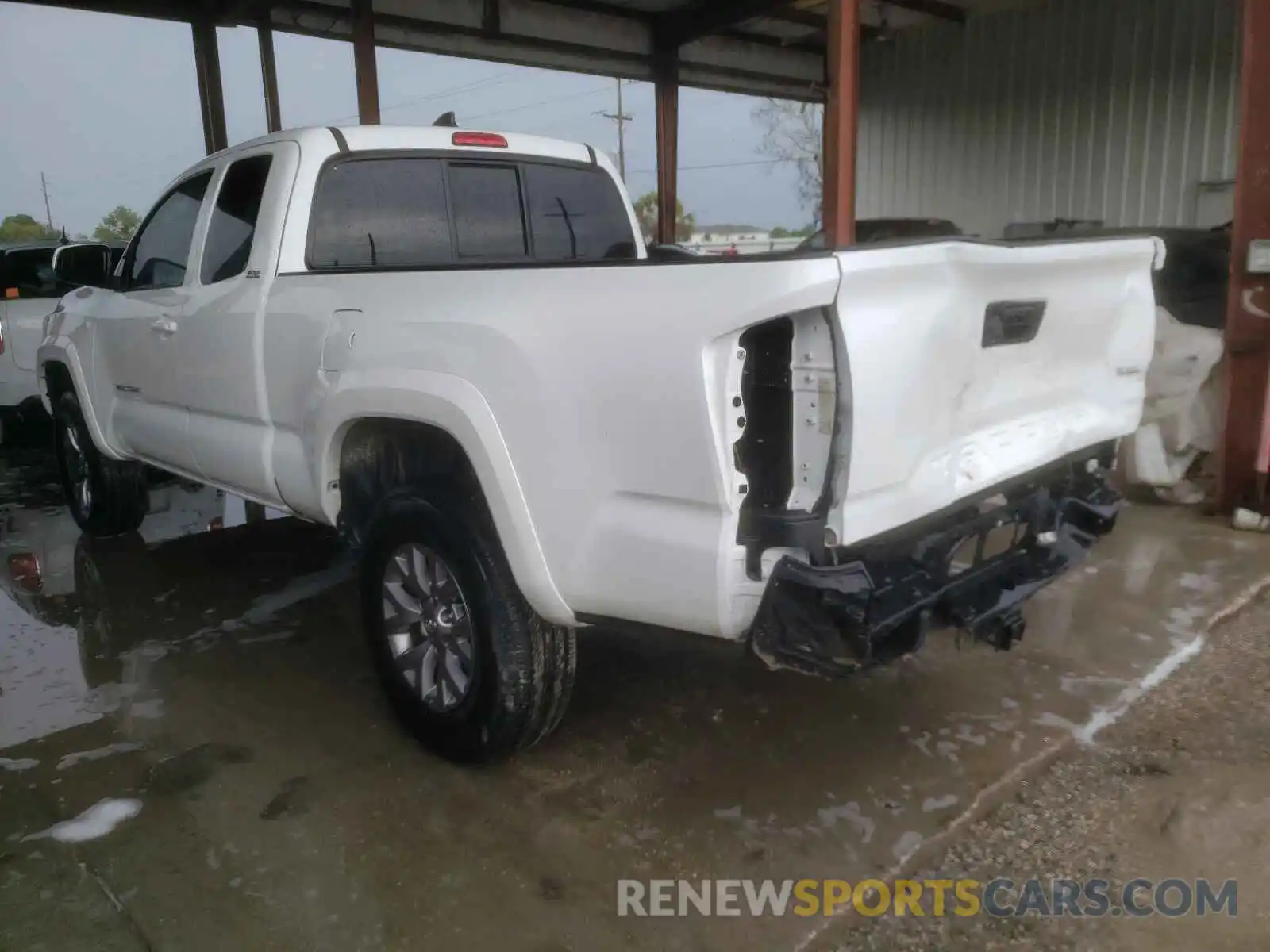 3 Photograph of a damaged car 5TFRZ5CN6KX085308 TOYOTA TACOMA 2019