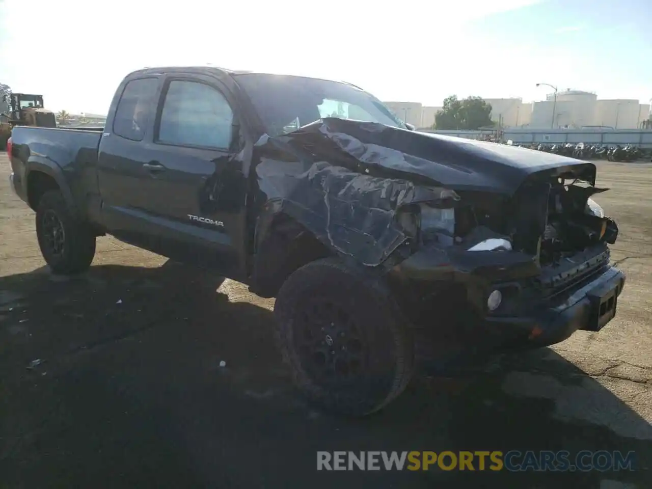 1 Photograph of a damaged car 5TFRZ5CN8KX087335 TOYOTA TACOMA 2019