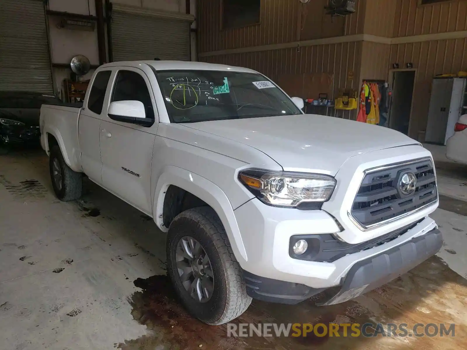 1 Photograph of a damaged car 5TFRZ5CN9KX076361 TOYOTA TACOMA 2019