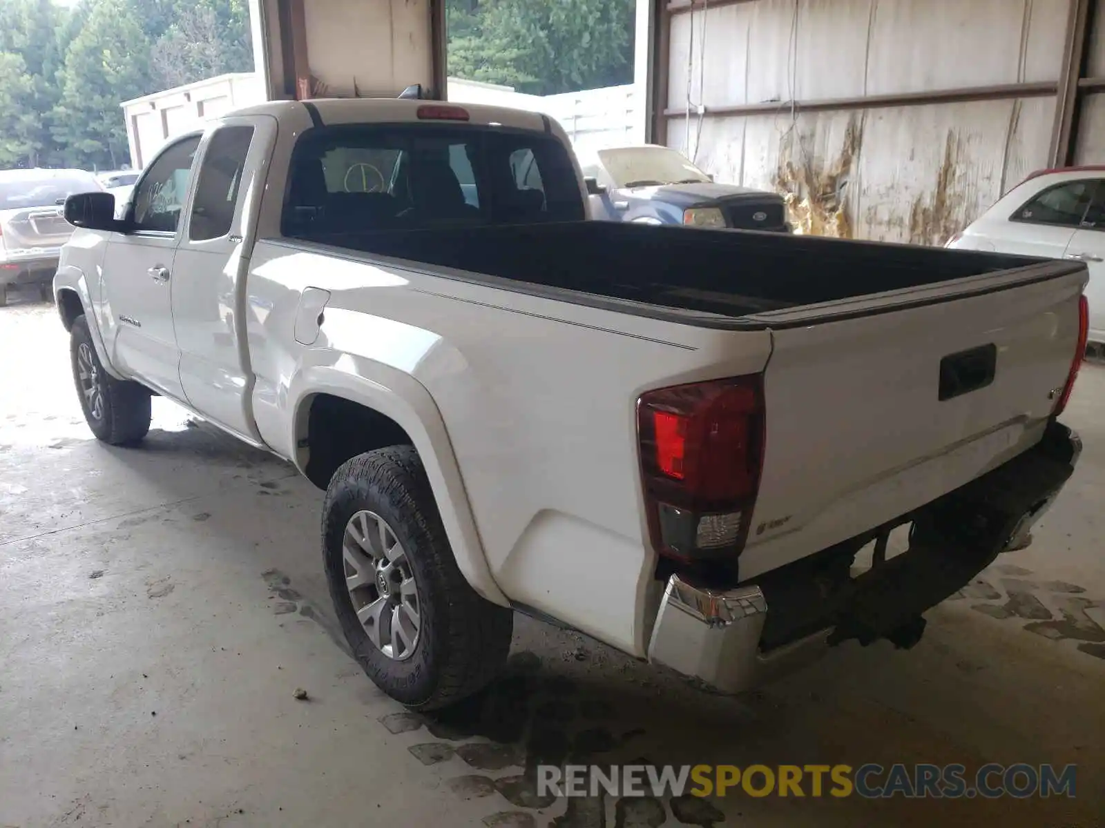 3 Photograph of a damaged car 5TFRZ5CN9KX076361 TOYOTA TACOMA 2019